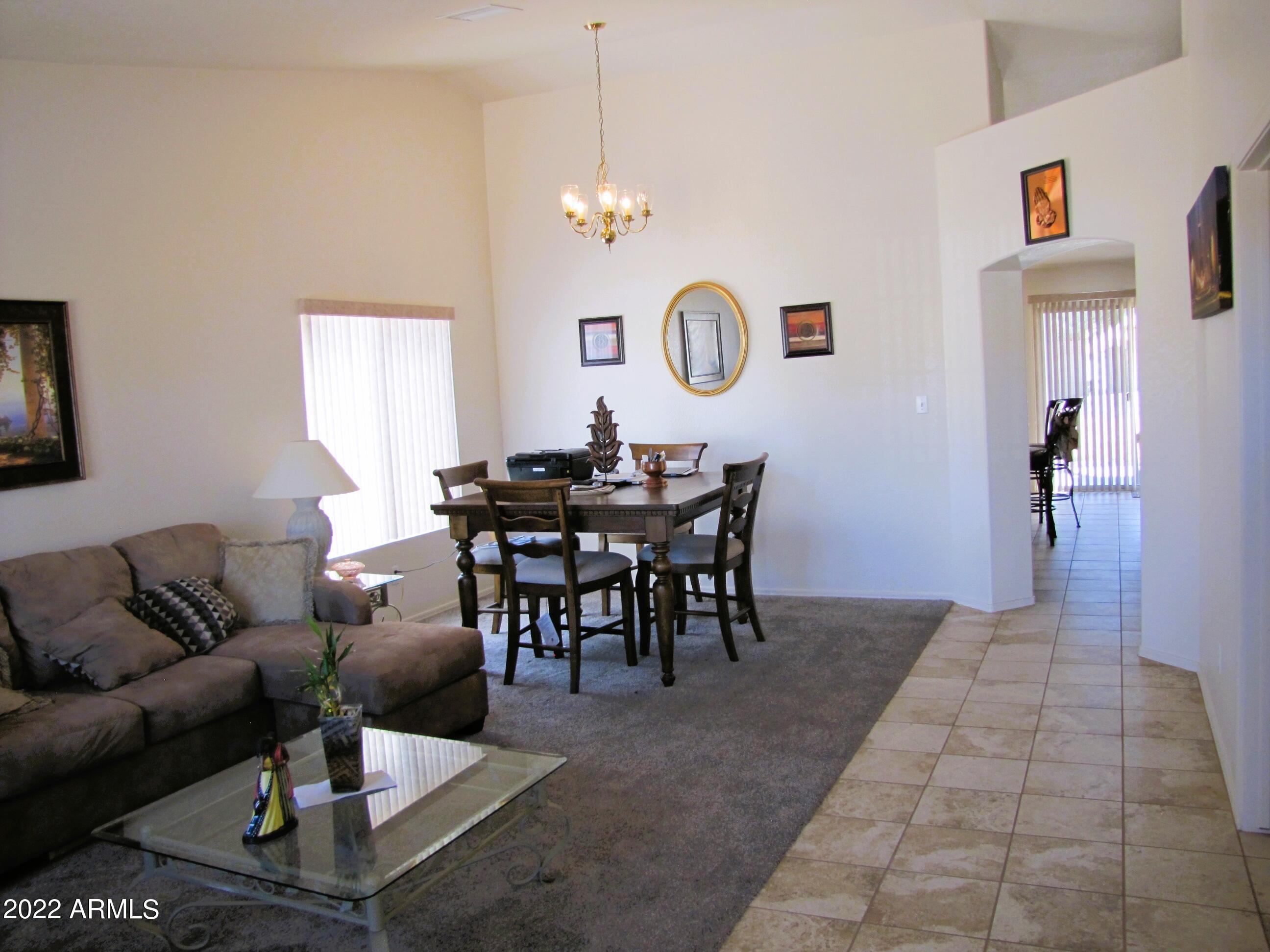 TRACT UNIT 117 - Residential