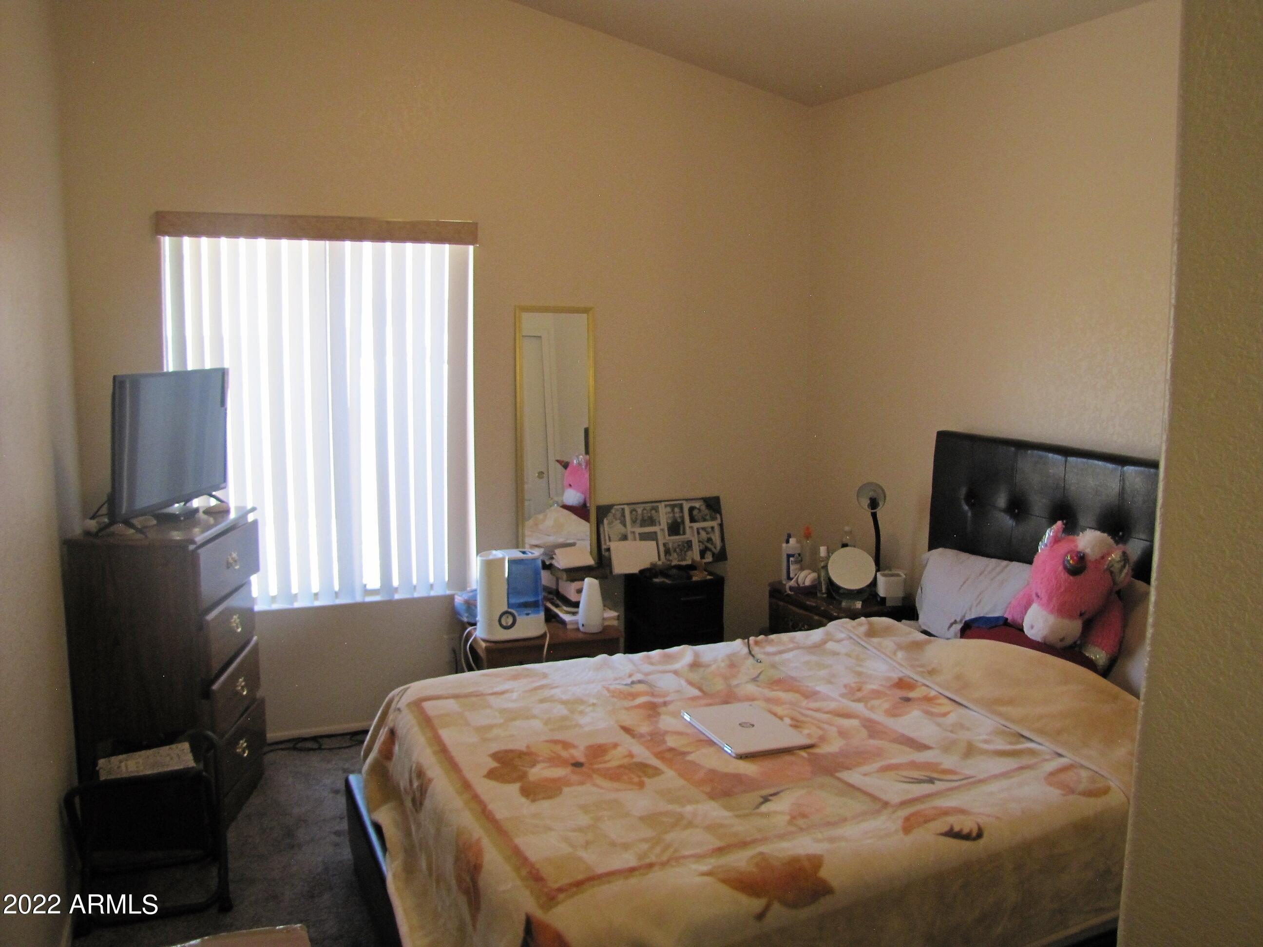TRACT UNIT 117 - Residential