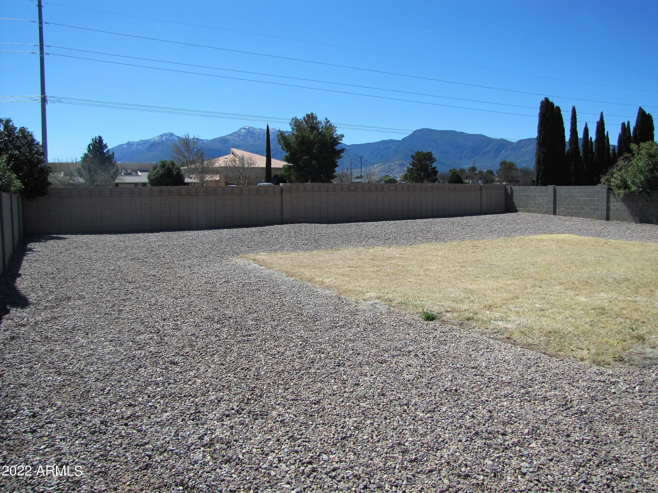 TRACT UNIT 117 - Residential