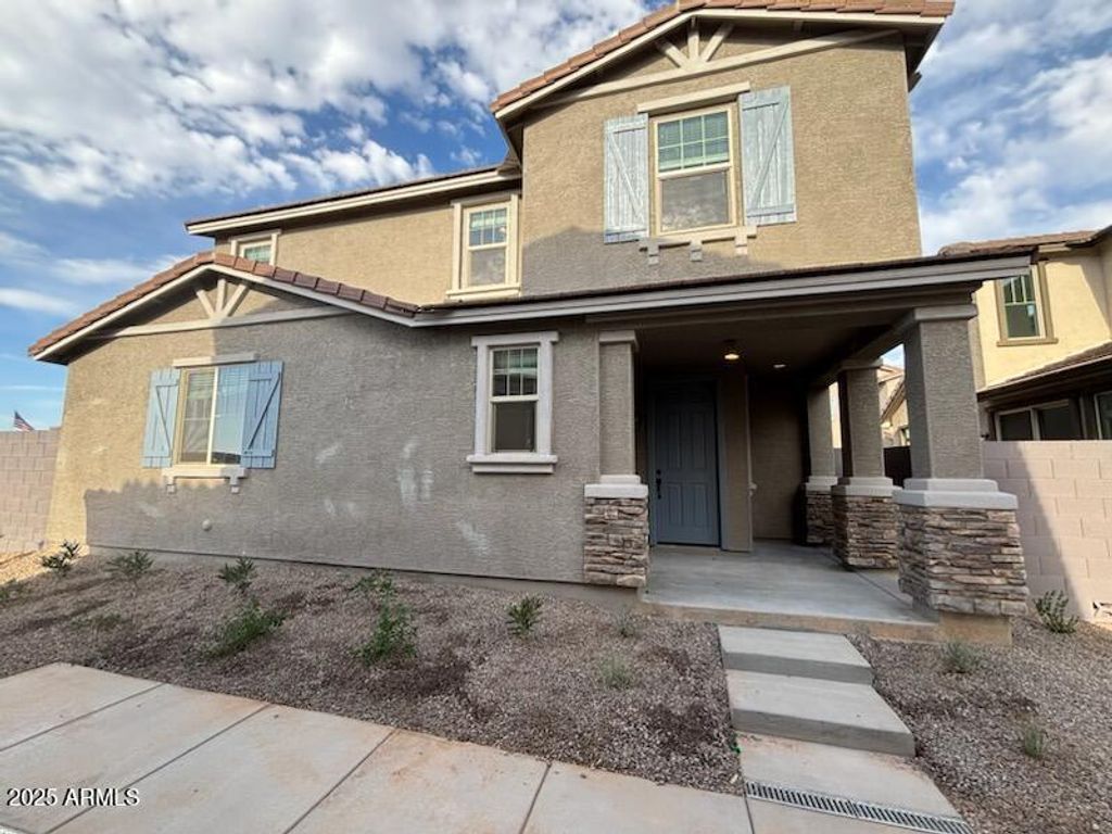 Photo of 9984 W Piccadilly Road, Avondale, AZ 85392 (MLS # 6903455)