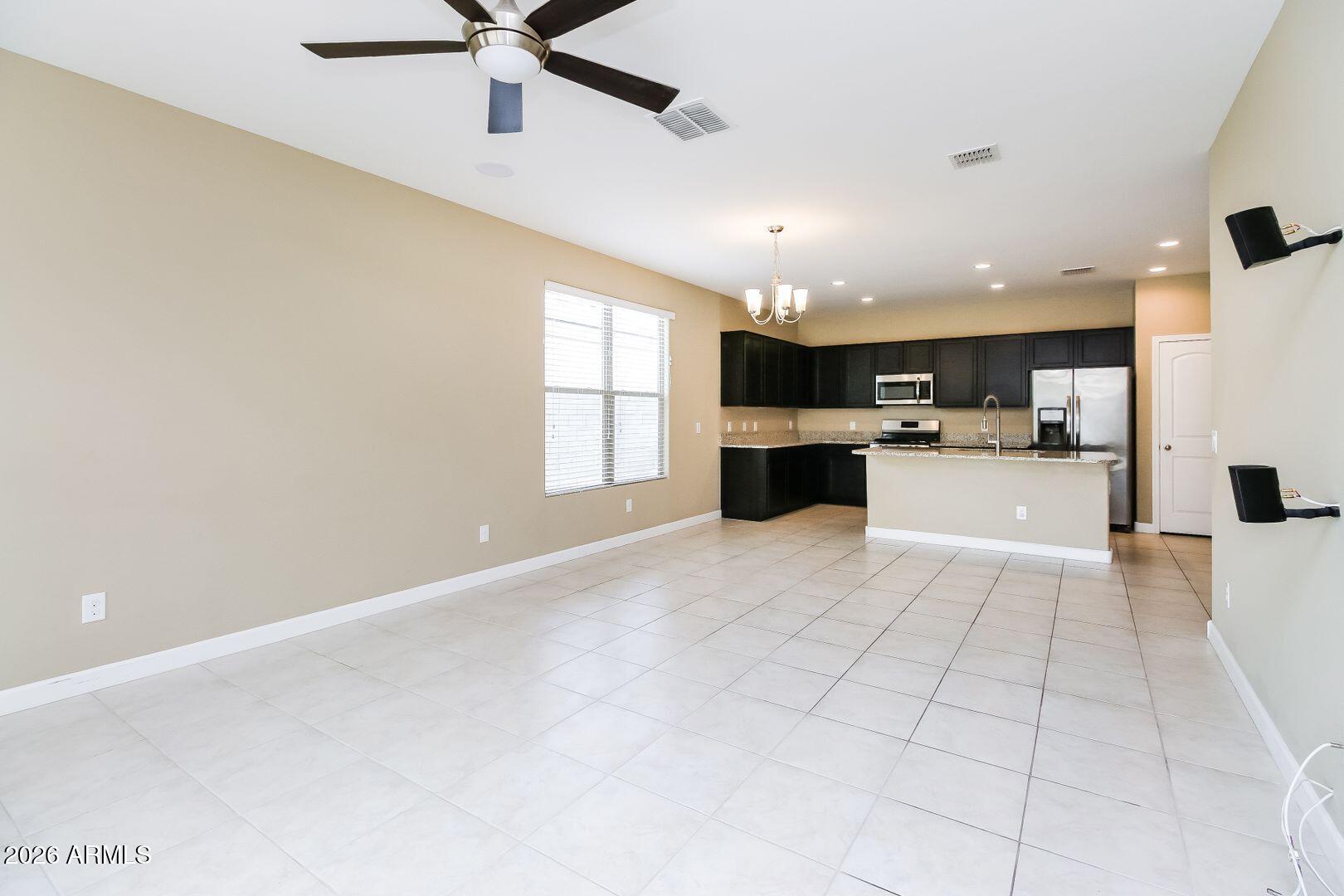 4137 W WHITE CANYON Road