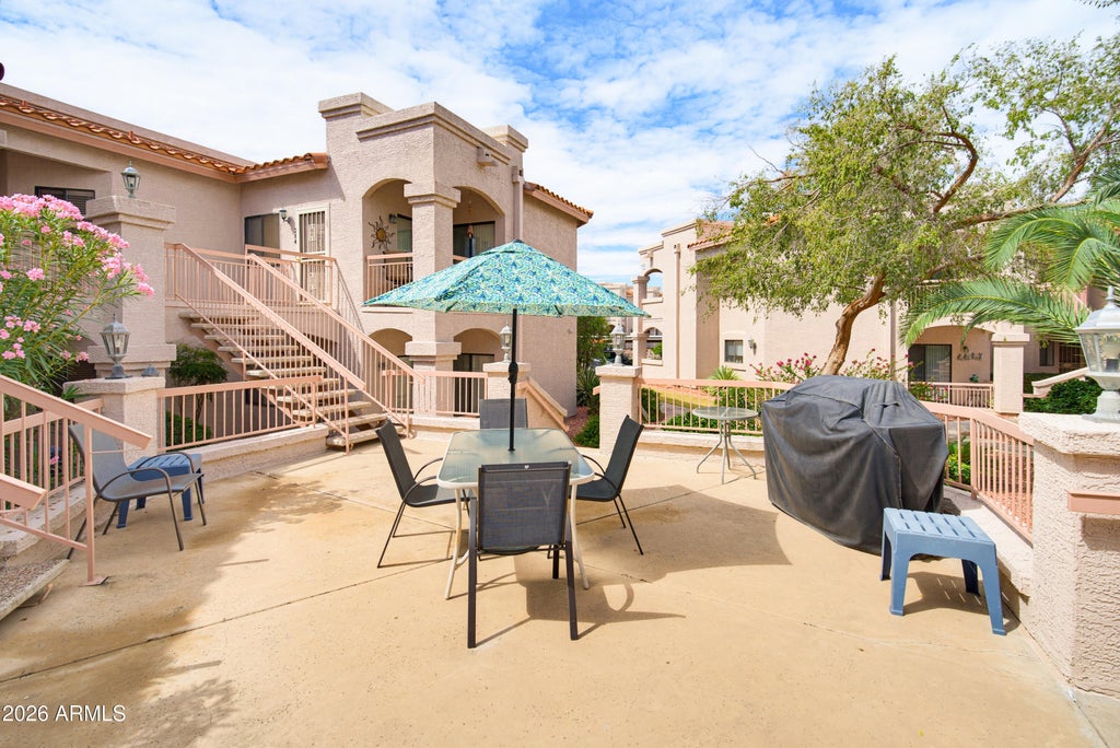 Photo of 9151 W Greenway Road #283, Peoria, AZ 85381 (MLS # 7088922)