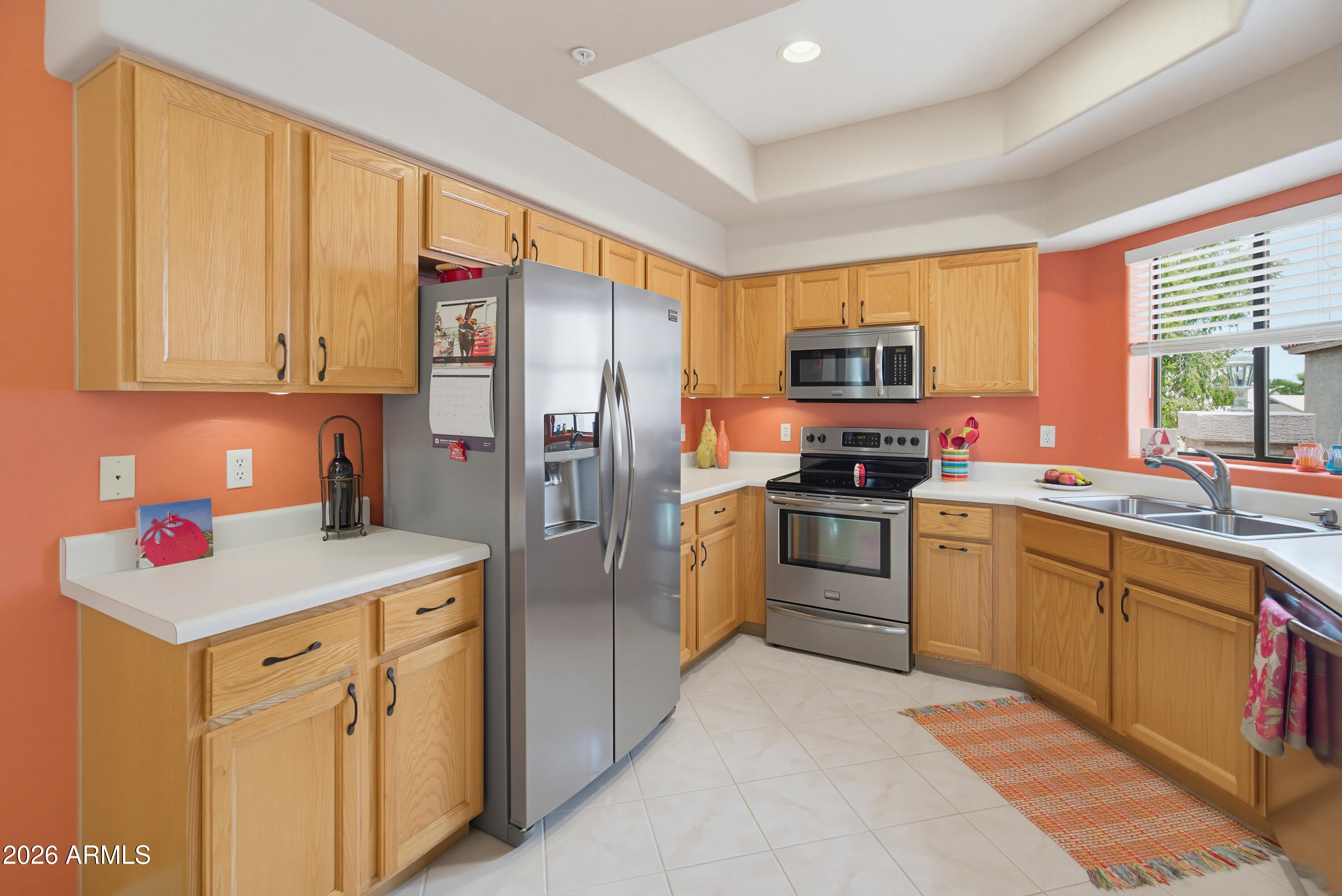 9151 W GREENWAY Road 283