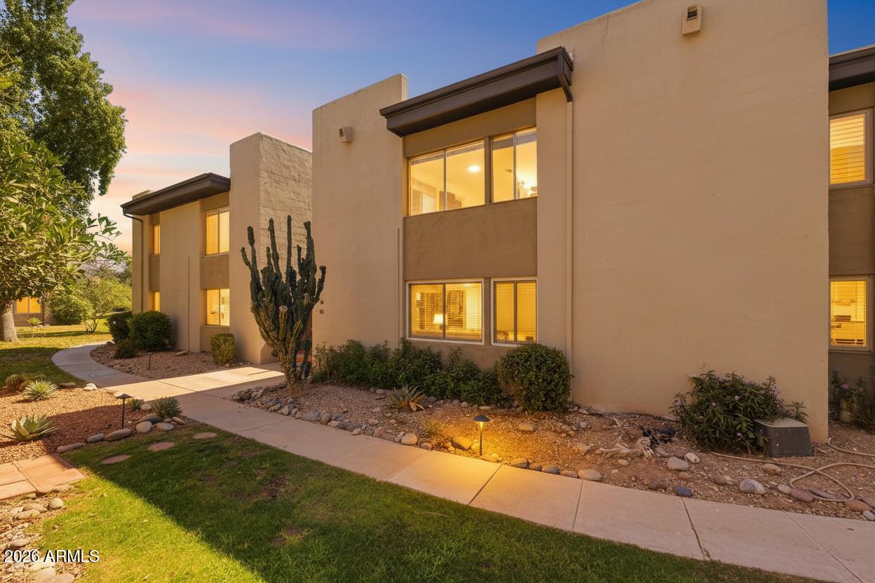 4201 E CAMELBACK Road 34