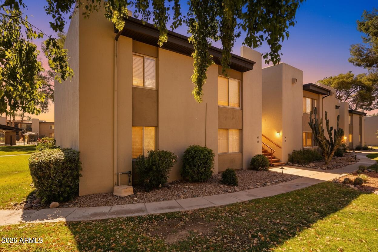 4201 E CAMELBACK Road 34