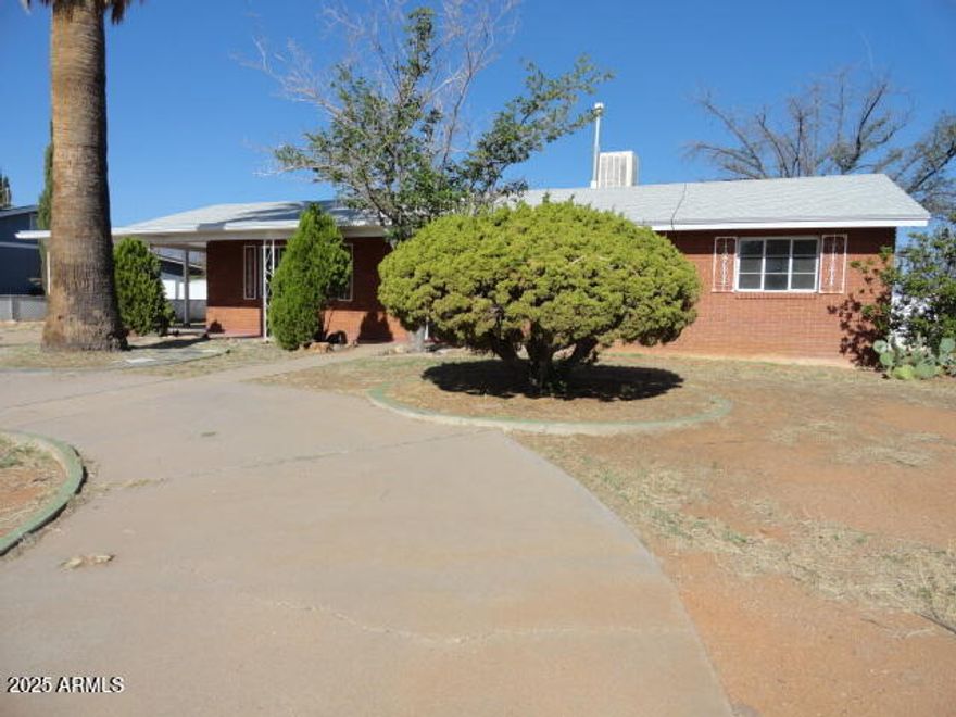 This is a great opportunity to purchase a great home at a great price. This home has a newer roof and is ready to make your ideas come to life. There is ceramic tile throughout this home. There is a good size laundry room with lots of storage. You will love the Arizona room! There is also a small shed in the back yard. Best of all, Va Vendee financing may be available on this home. It is open to Veterans, Non-Veterans and investors alike. This is an AS IS sale.