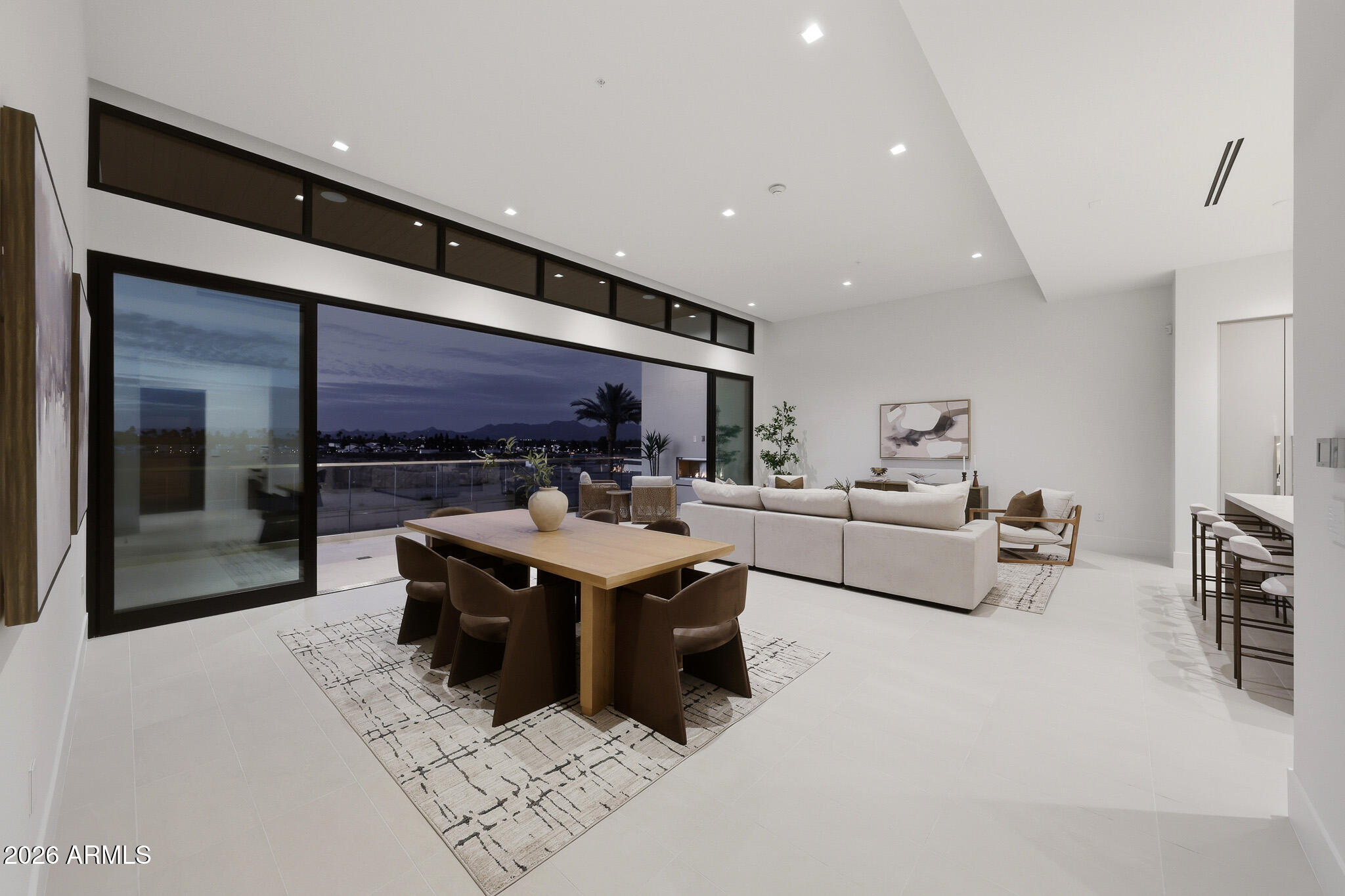 6587 n palmeraie boulevard 3013