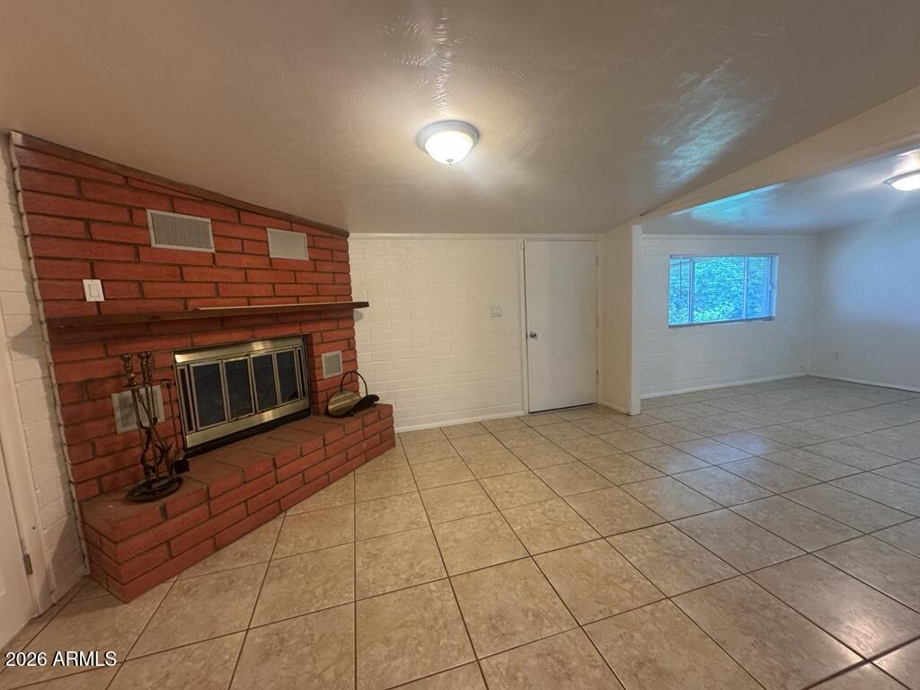 801 NORMAN Avenue