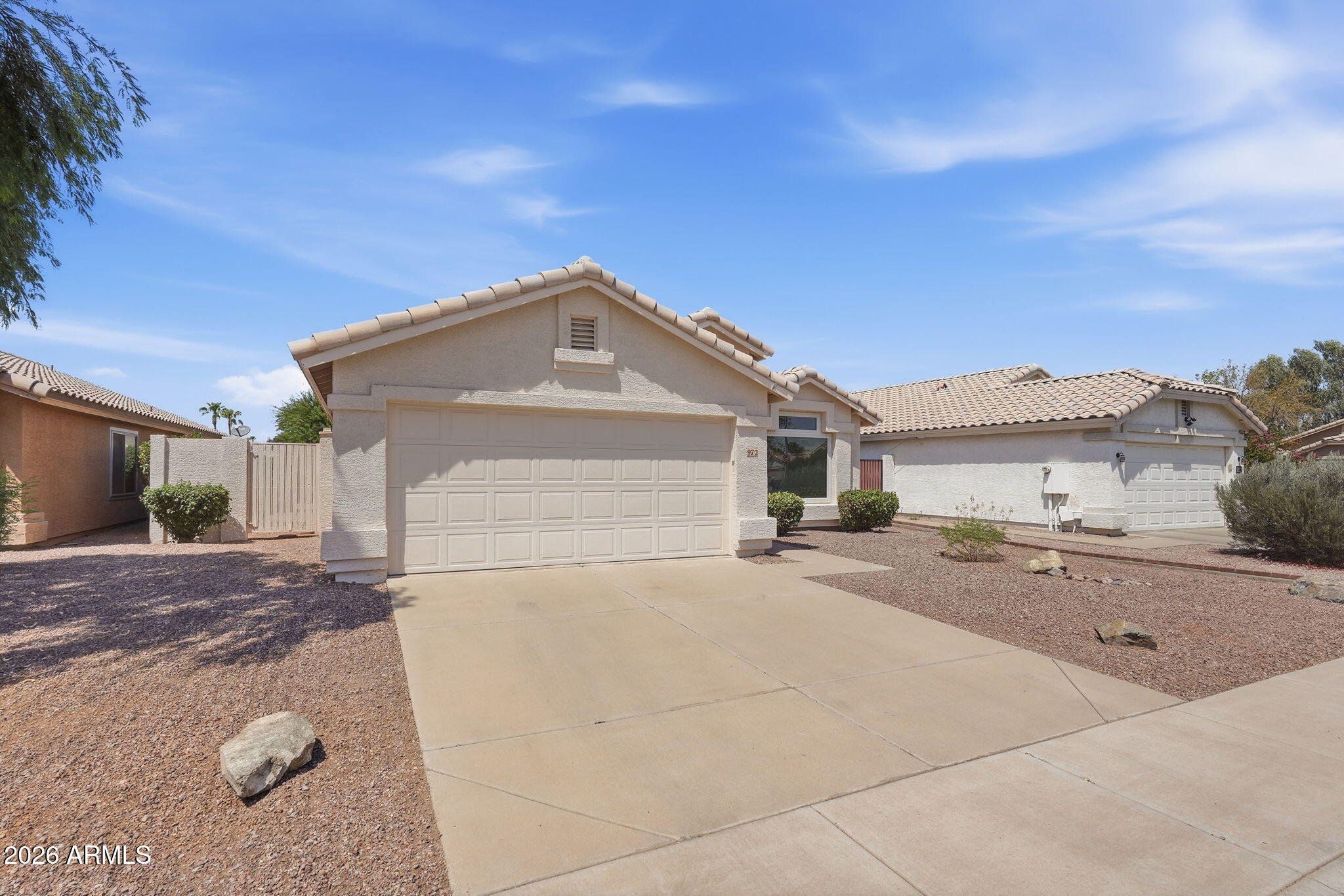 972 E CONSTITUTION Drive