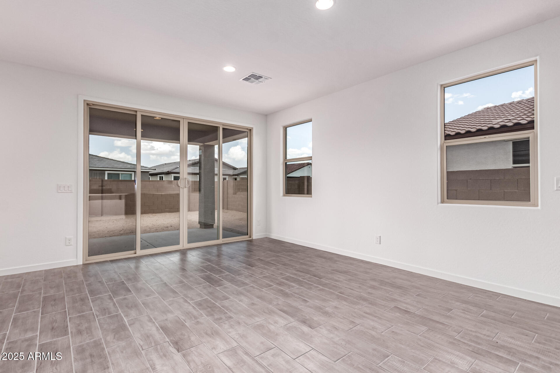 40470 W RIO GRANDE Drive