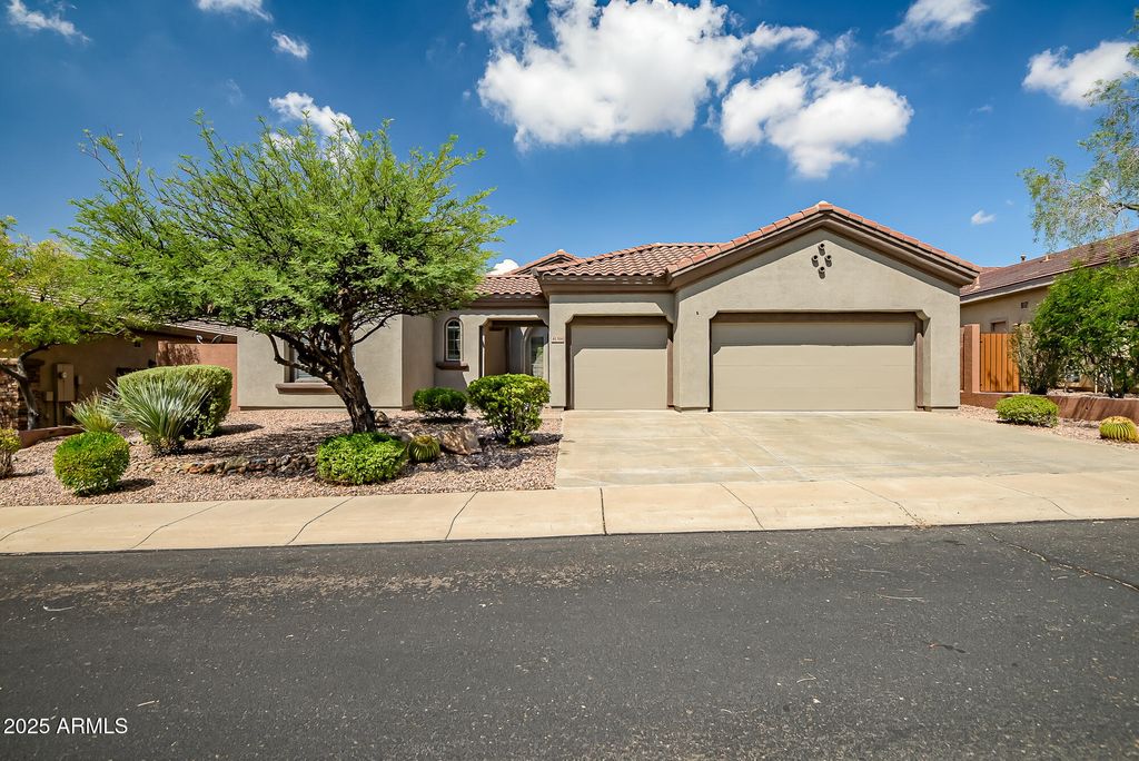 Photo of 41318 N Bent Creek Way, Anthem, AZ 85086 (MLS # 6901972)