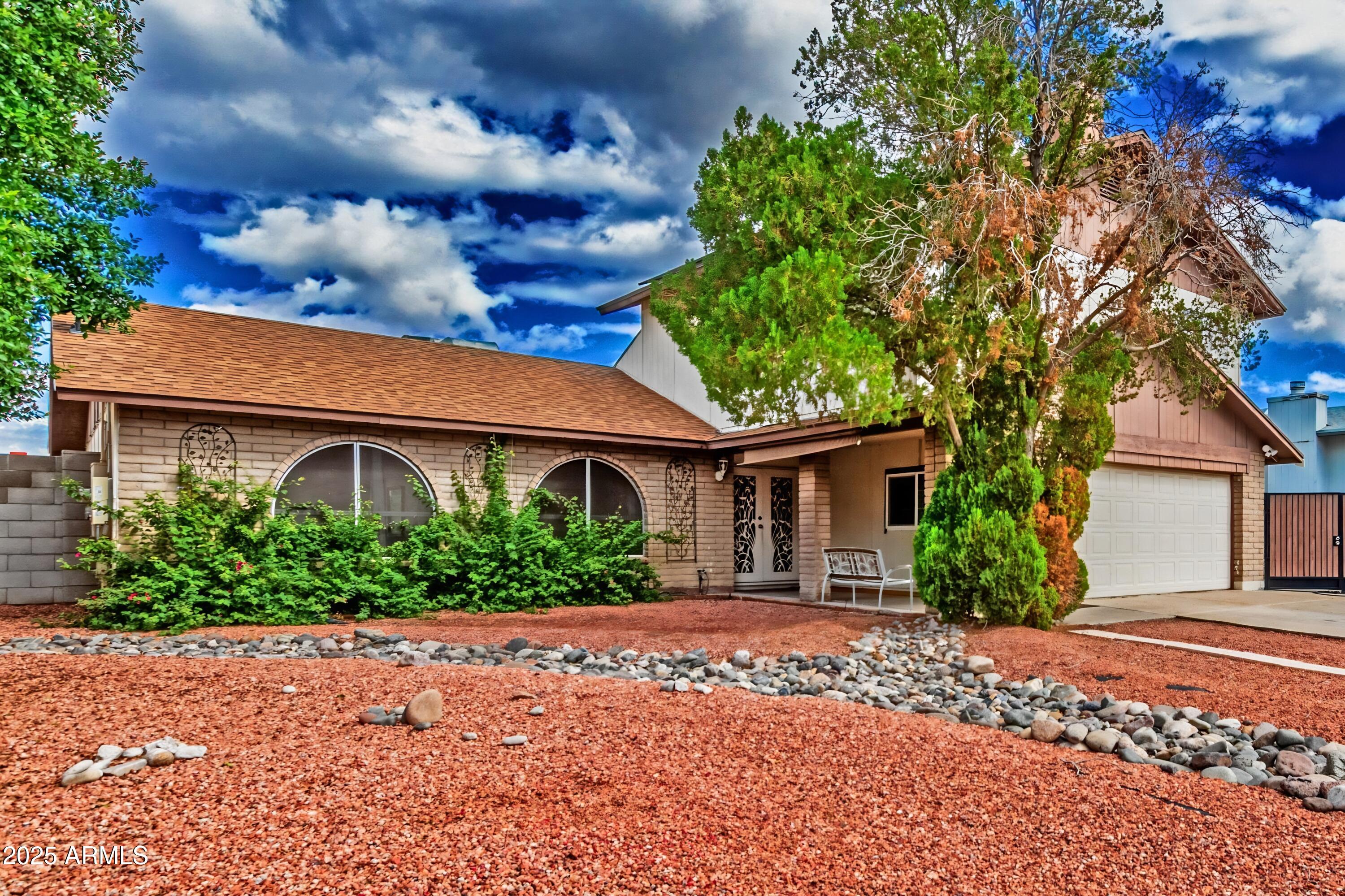 4732 W DAVIS Road