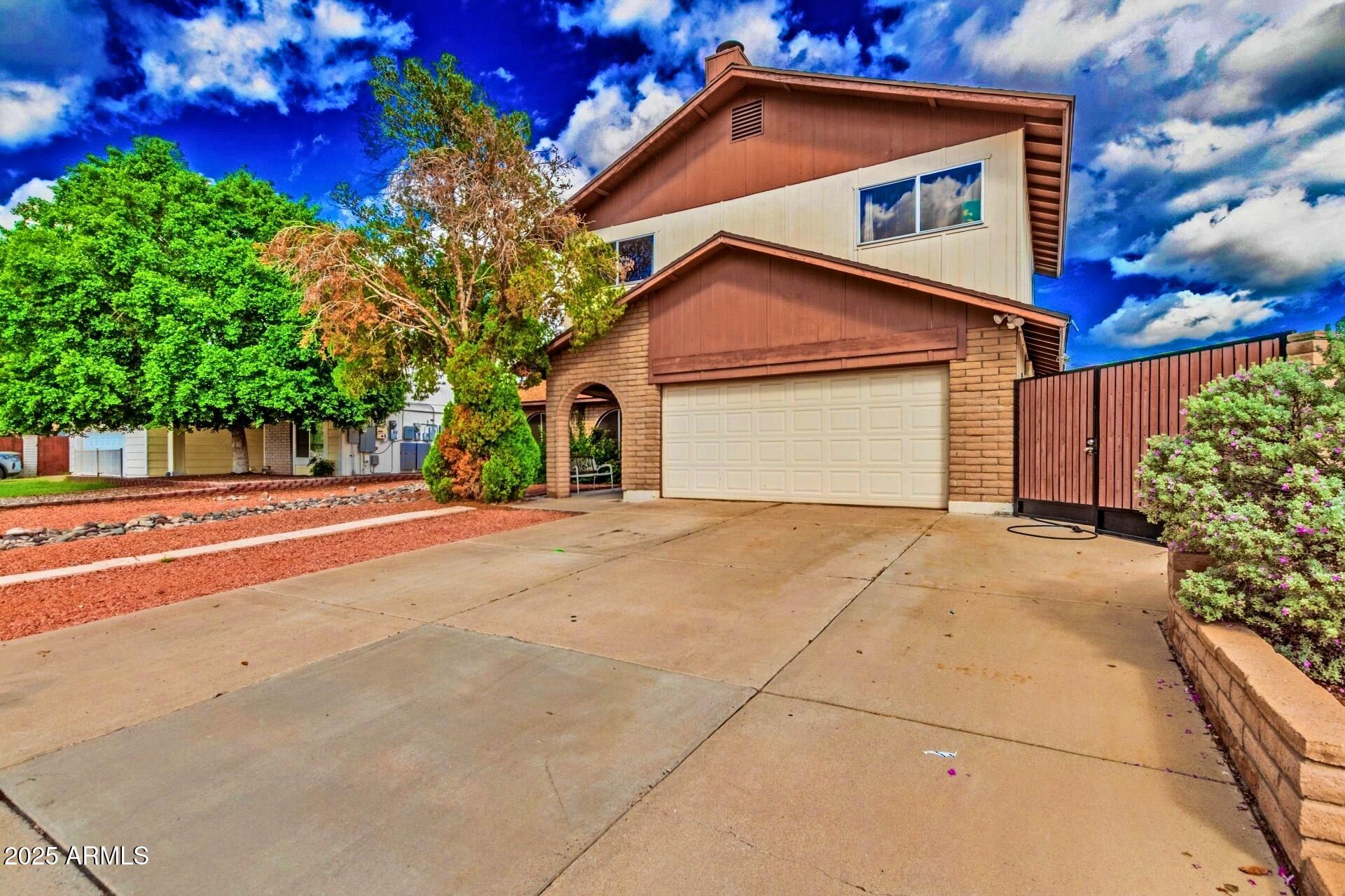 4732 W DAVIS Road