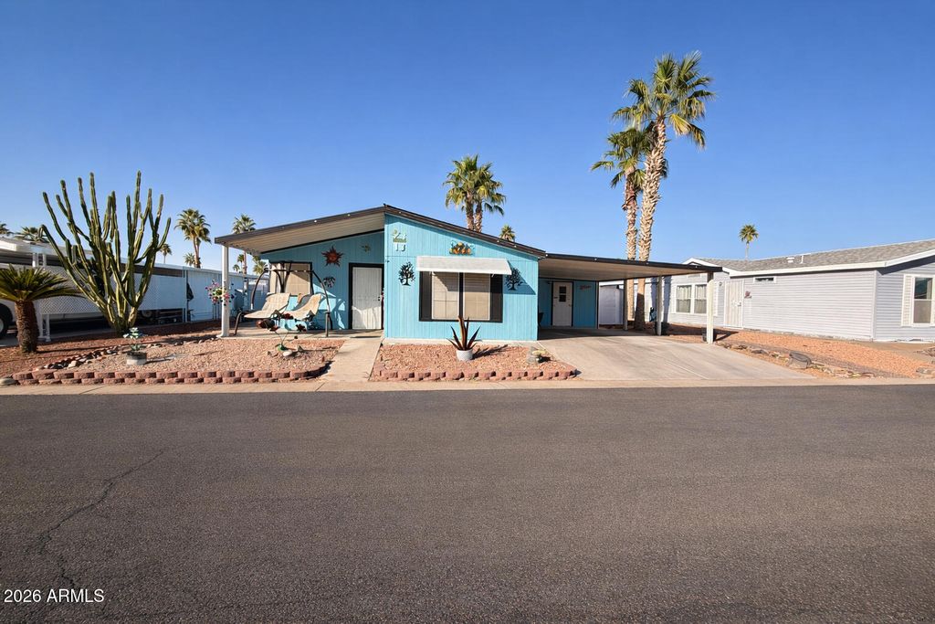 Photo of 3700 S Tomahawk Road #13, Apache Junction, AZ 85119 (MLS # 6978628)