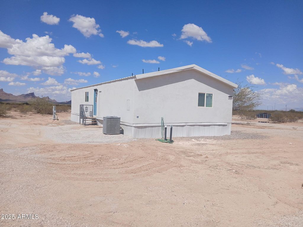 Photo of 14040 W Taurus Avenue, Eloy, AZ 85131 (MLS # 6916928)