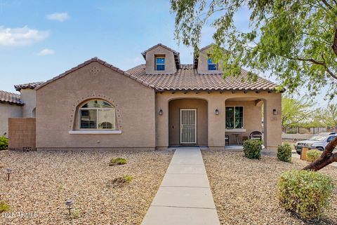 2912 N RAVEN -- Mesa AZ 85207