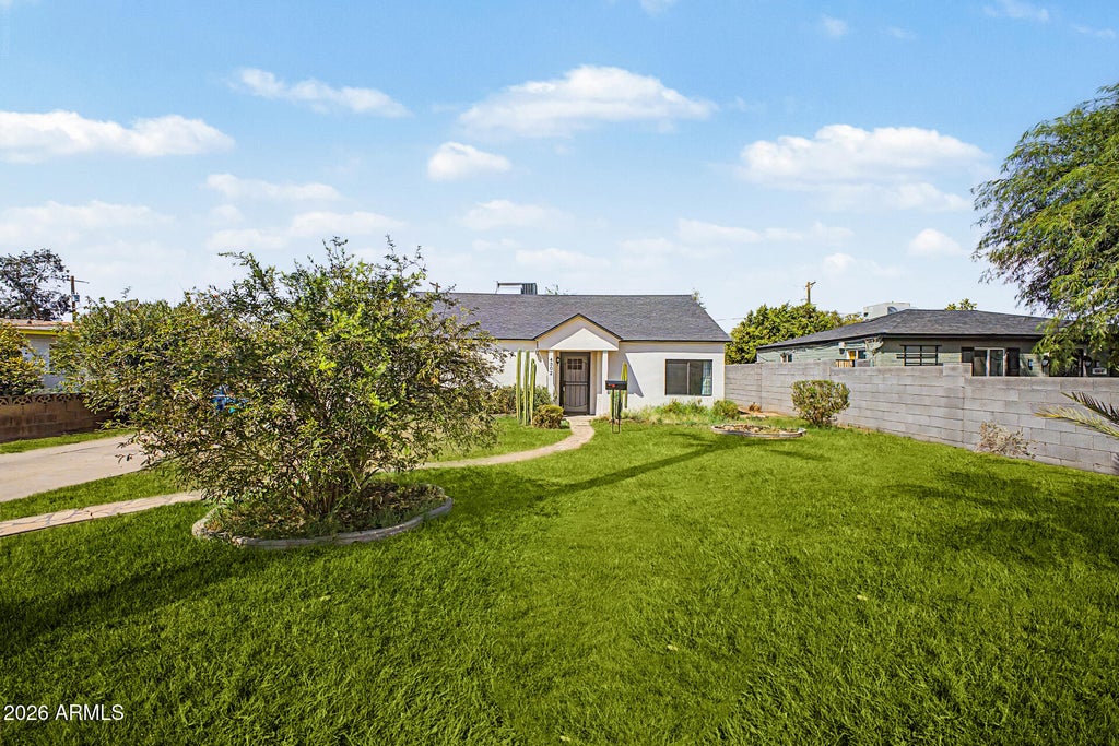Photo of 4302 N 18 Place, Phoenix, AZ 85018 (MLS # 7073356)