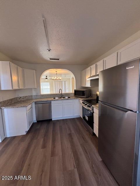 1241 S WAGON WHEEL Drive