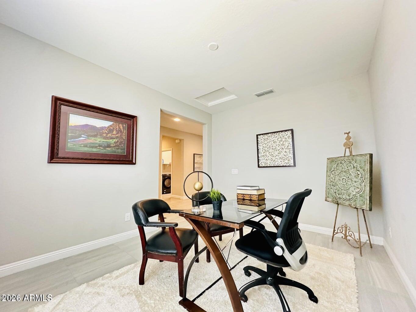 8846 W PALO VERDE Drive