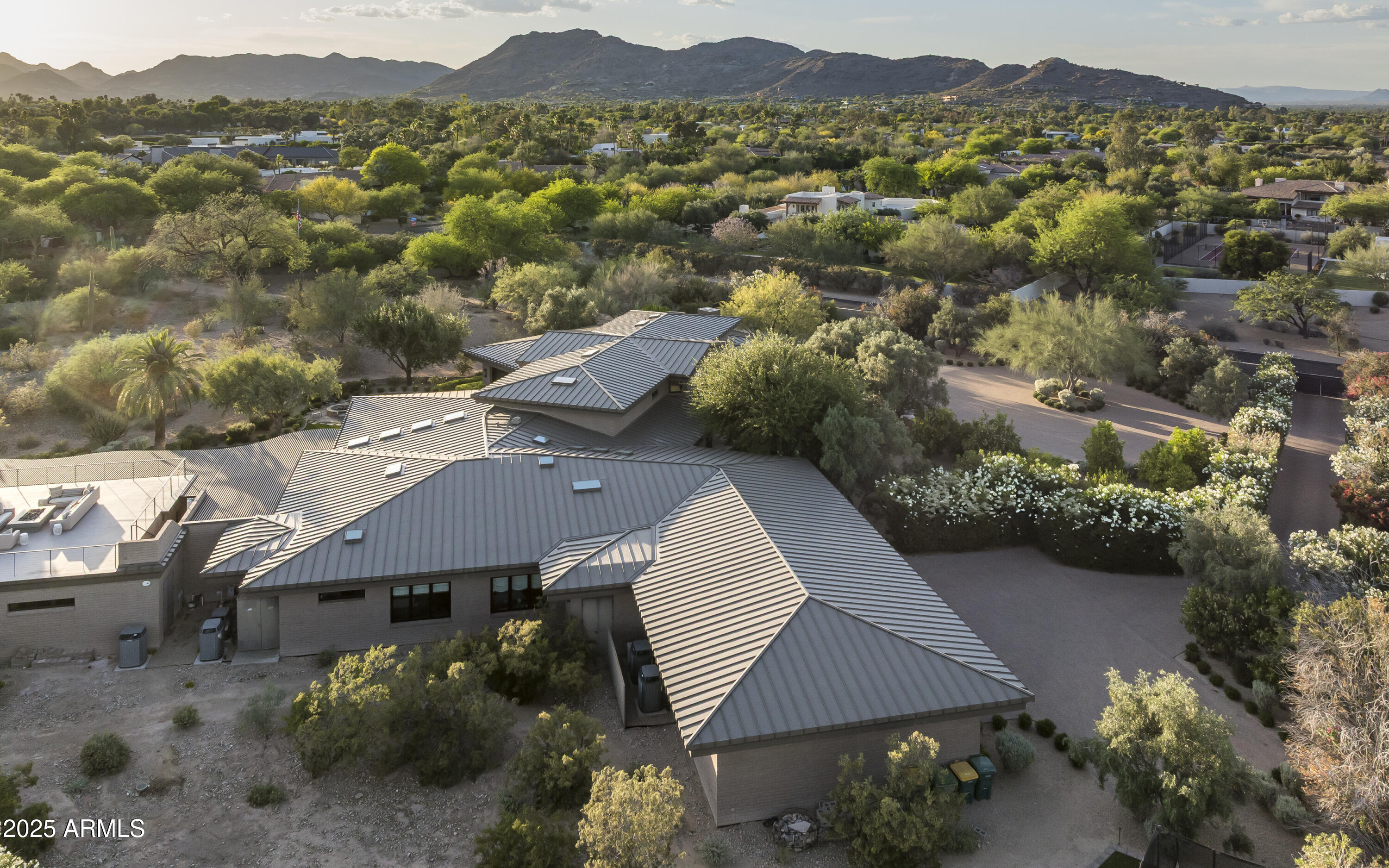 5721 N Casa Blanca Drive