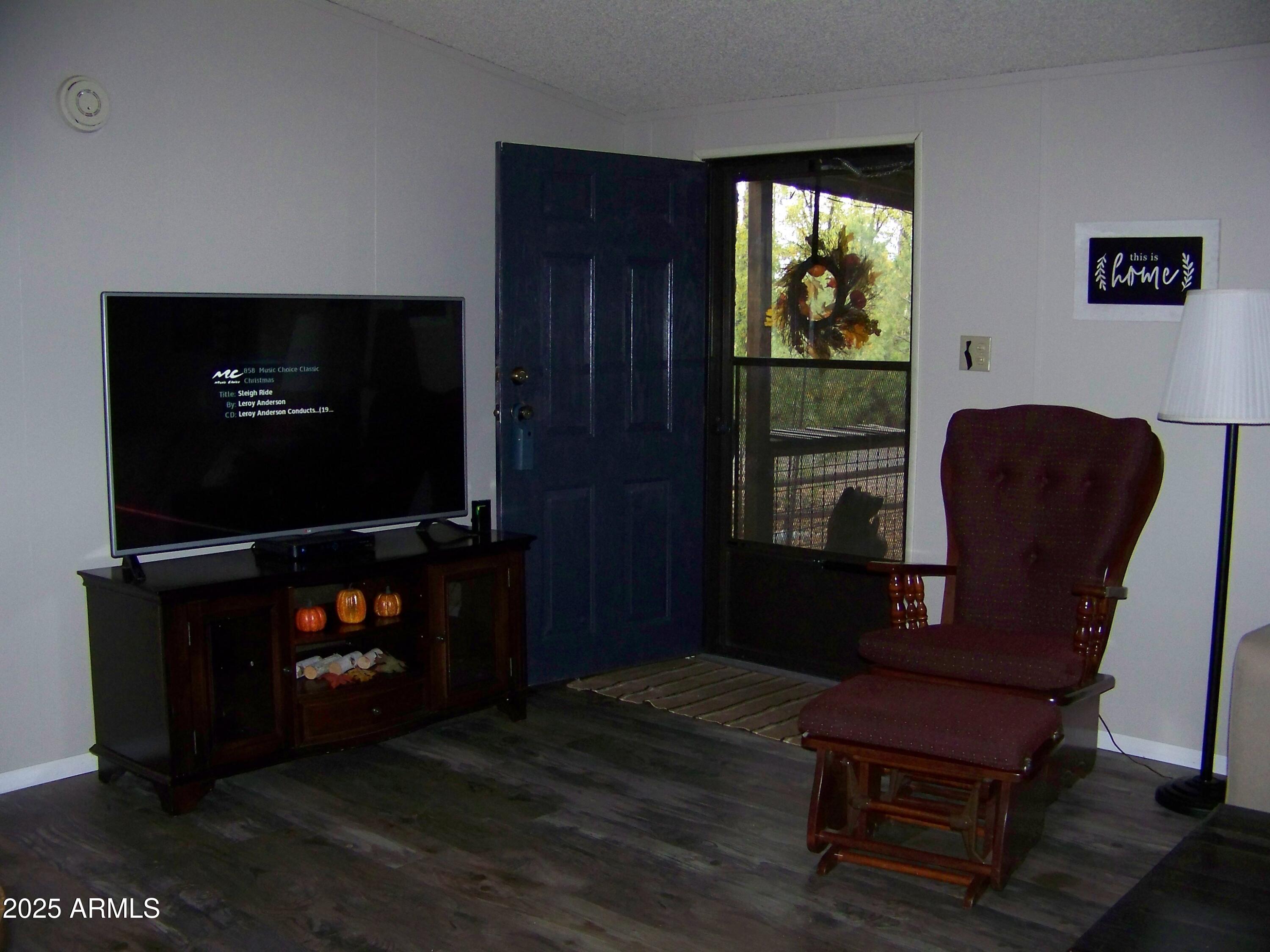 1167 E WHITE TAIL --