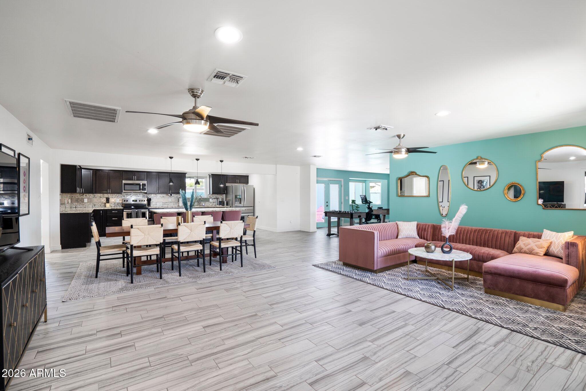 8237 E CHAPARRAL Road
