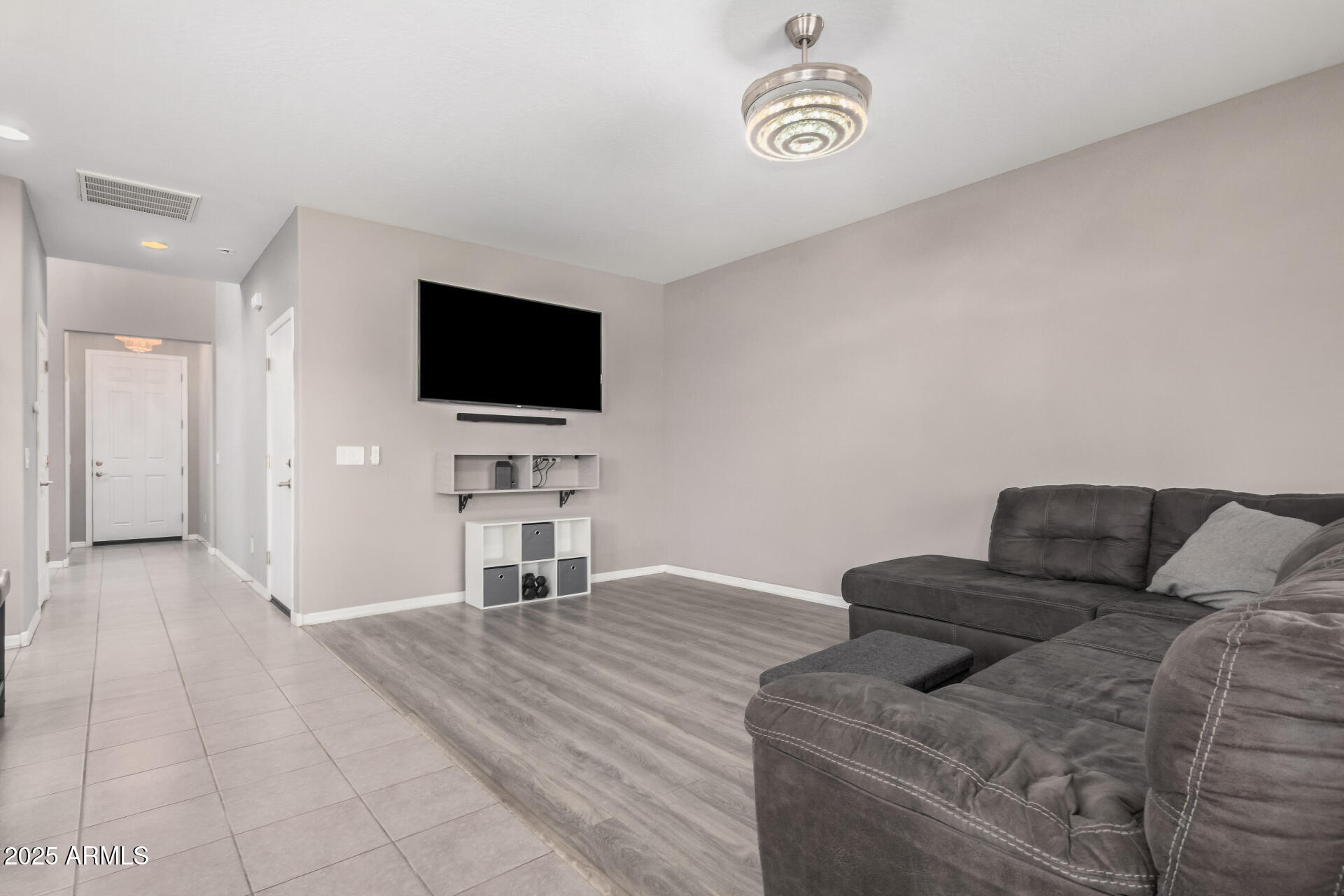 304 N 78TH Place