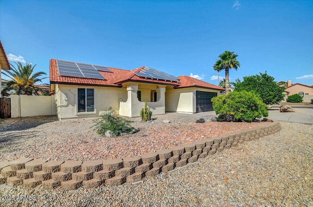 Photo of 7102 W Julie Drive, Glendale, AZ 85308 (MLS # 6924506)
