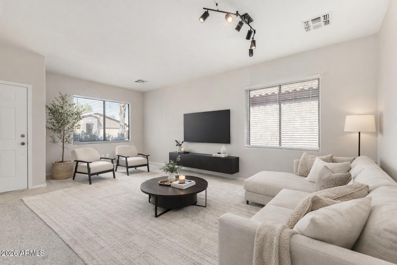 10509 E FLOWER Avenue