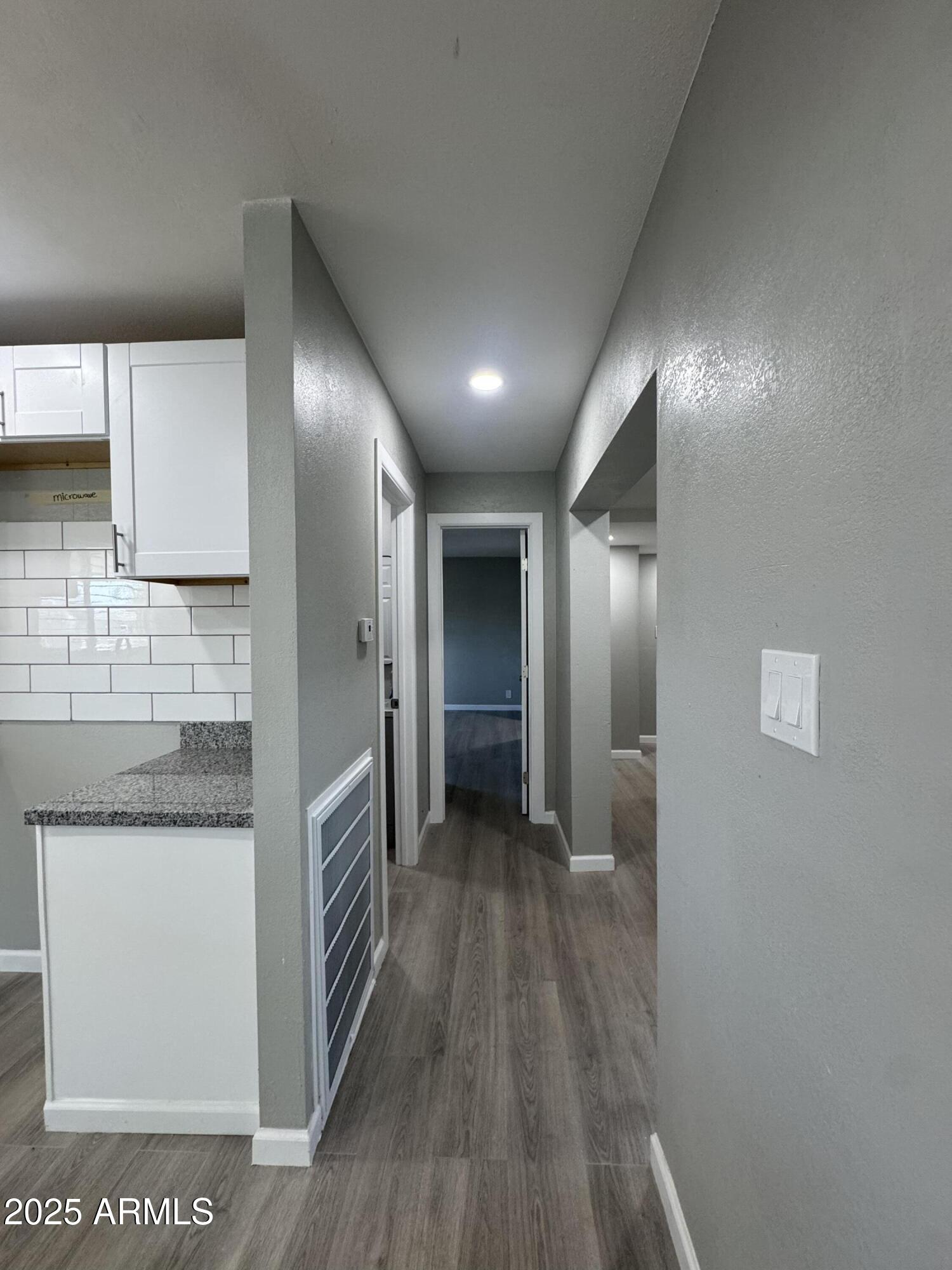 400 W BASELINE Road 69
