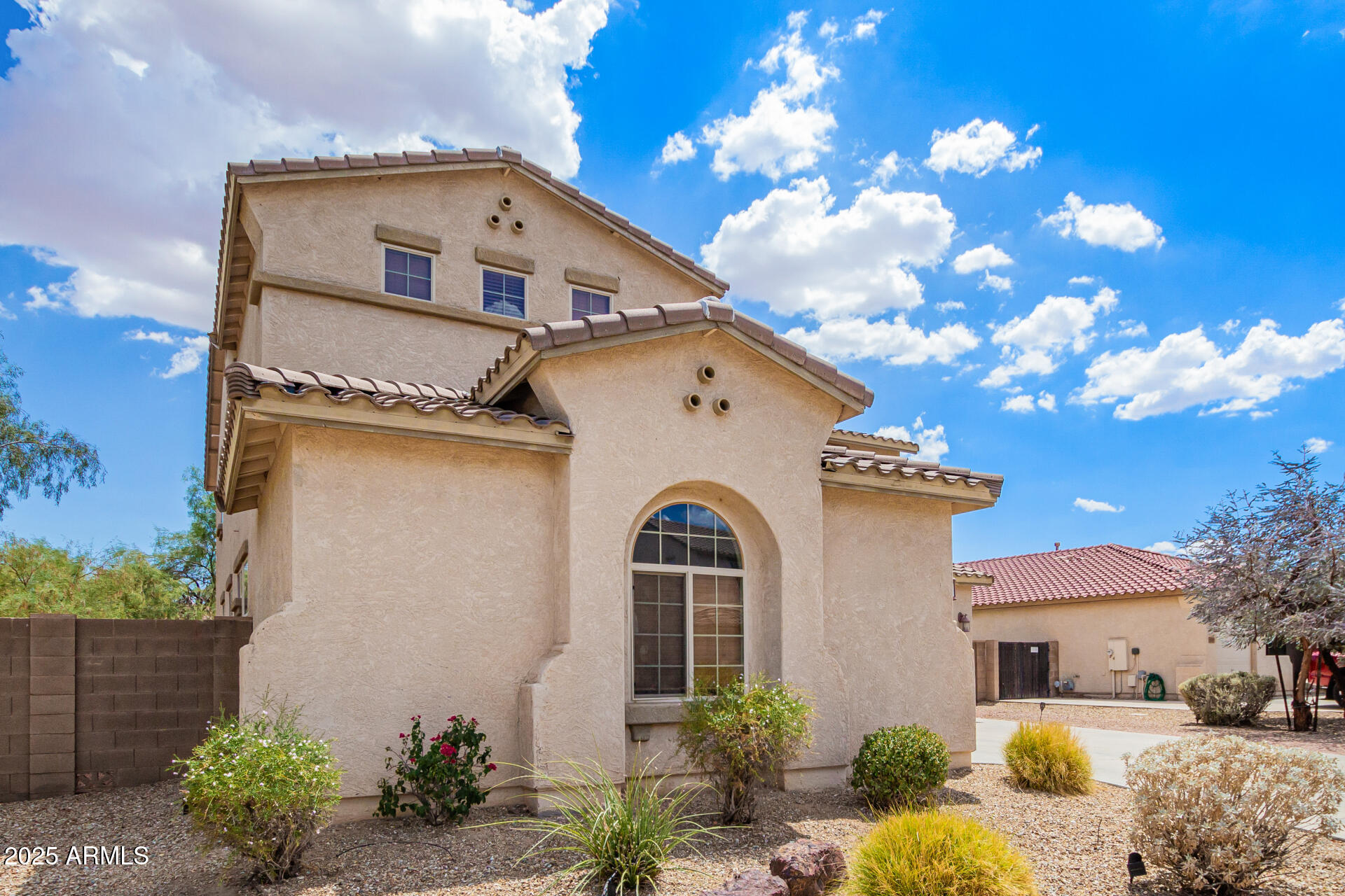 17319 W BAJADA Road