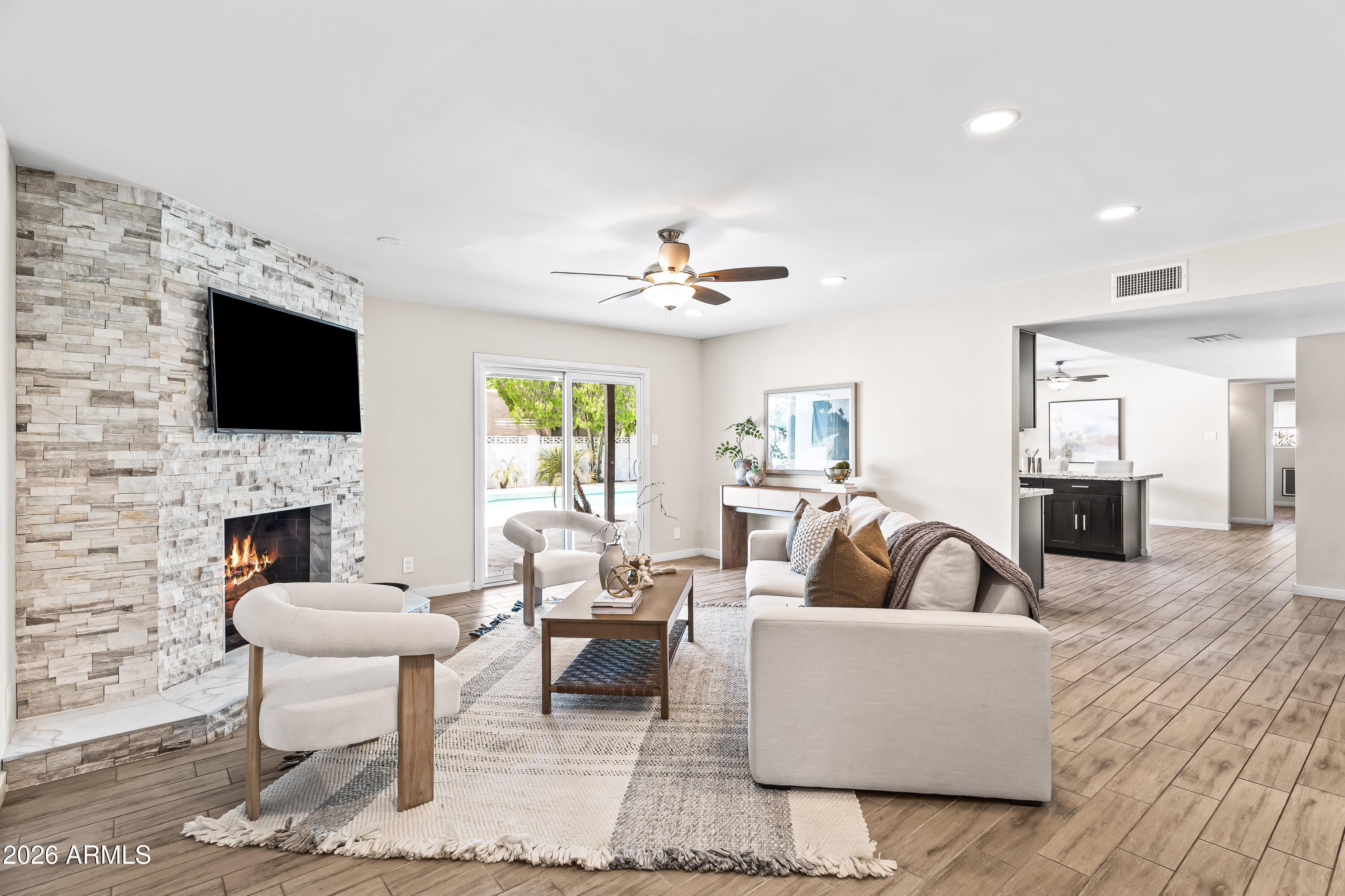 8918 N 80TH Place