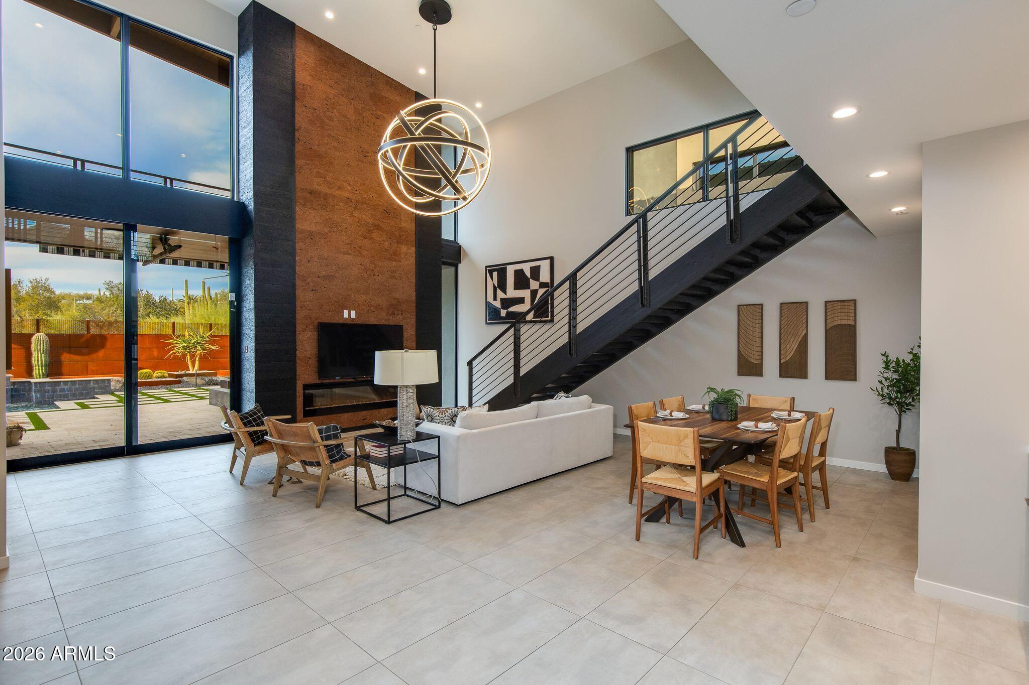 6525 E CAVE CREEK Road 27