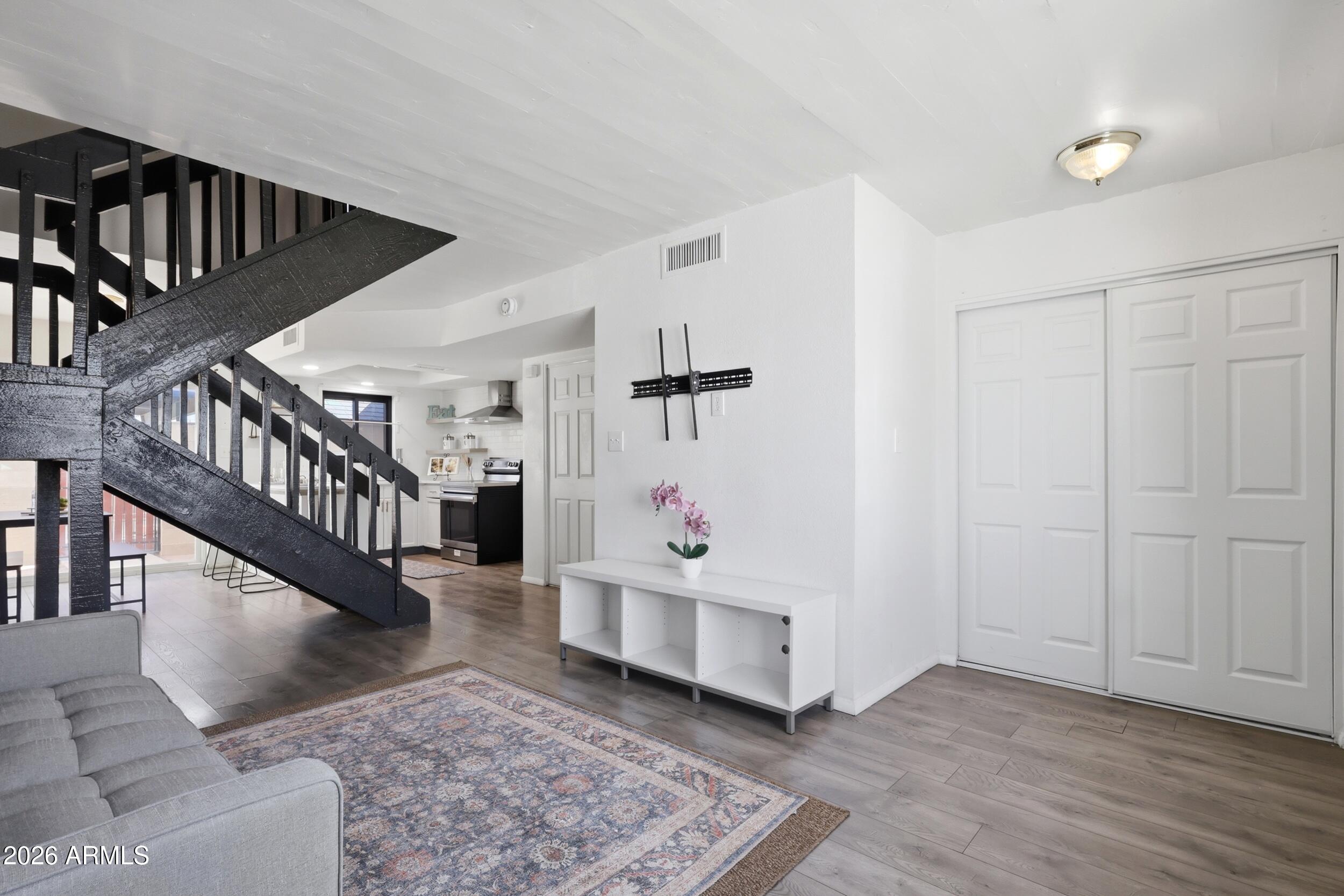 2724 W MCLELLAN Boulevard 119