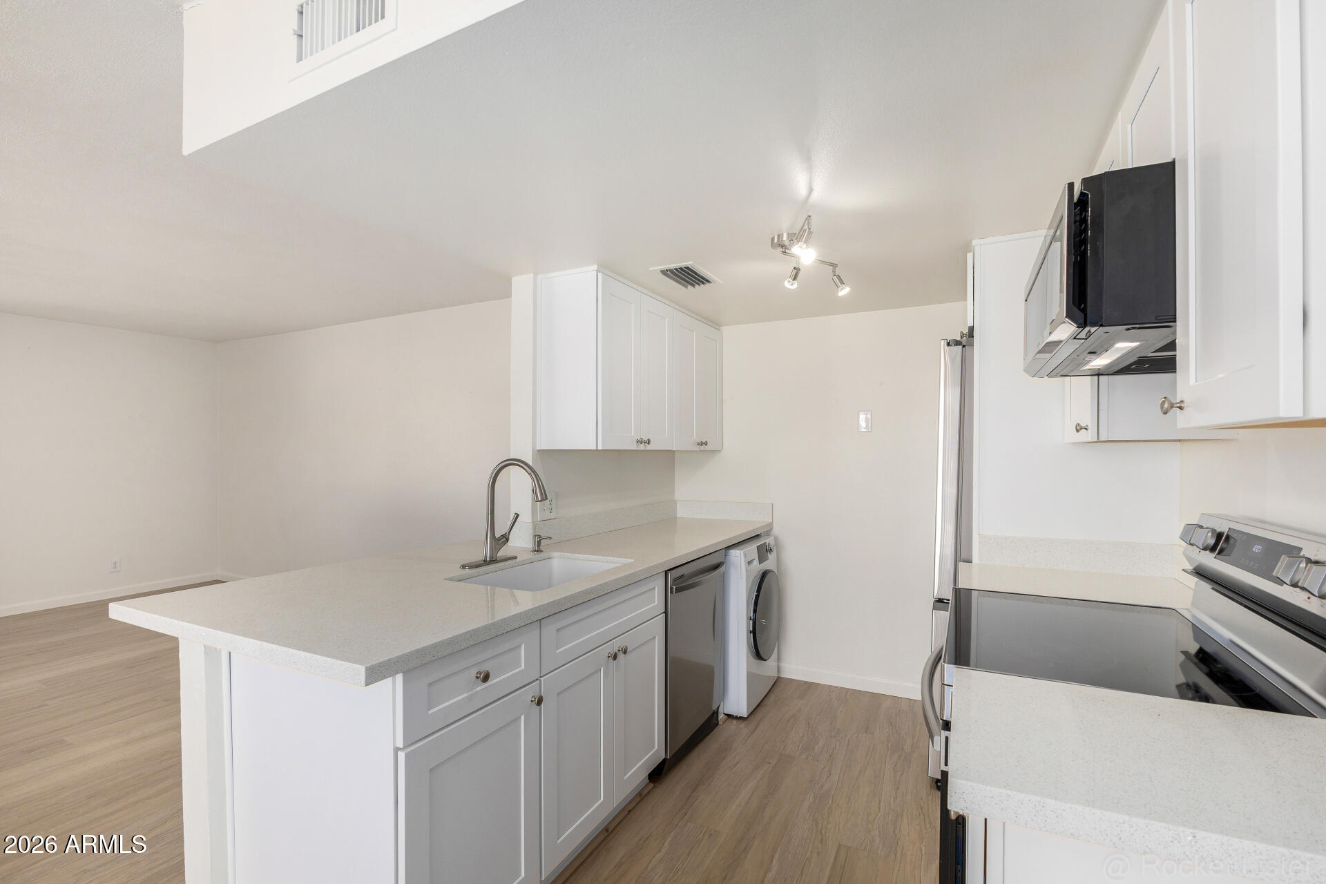 14252 N BOXWOOD Lane