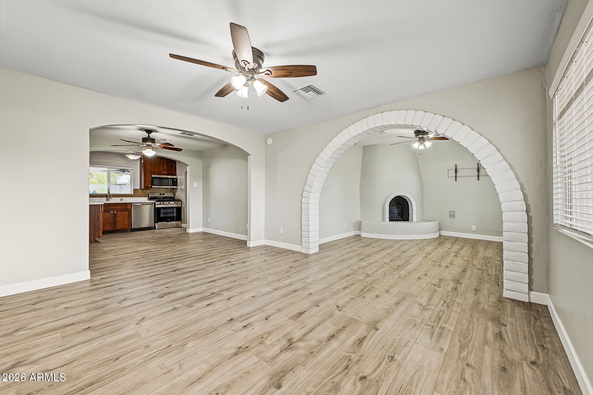602 W CHIPMAN Road