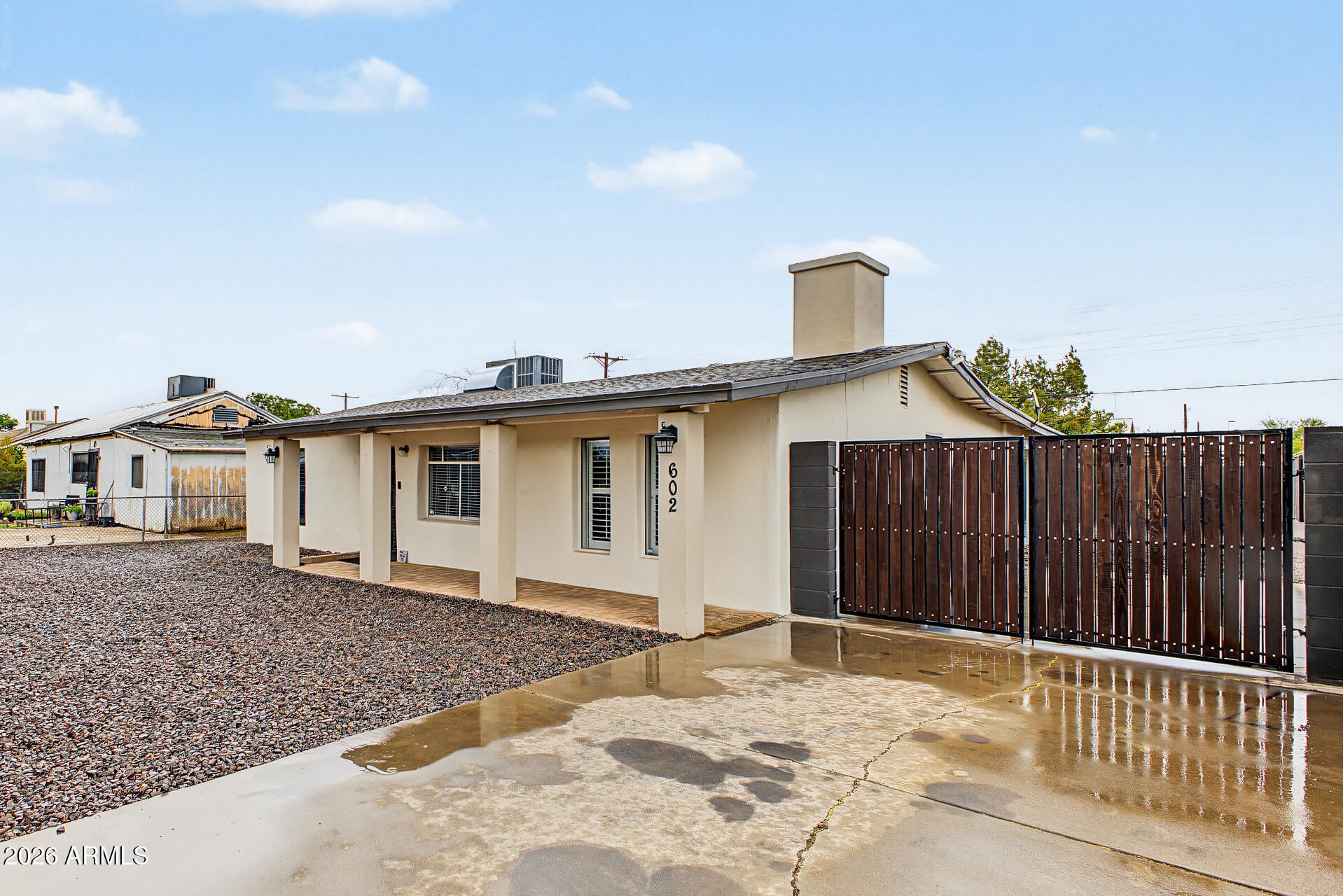 602 W CHIPMAN Road