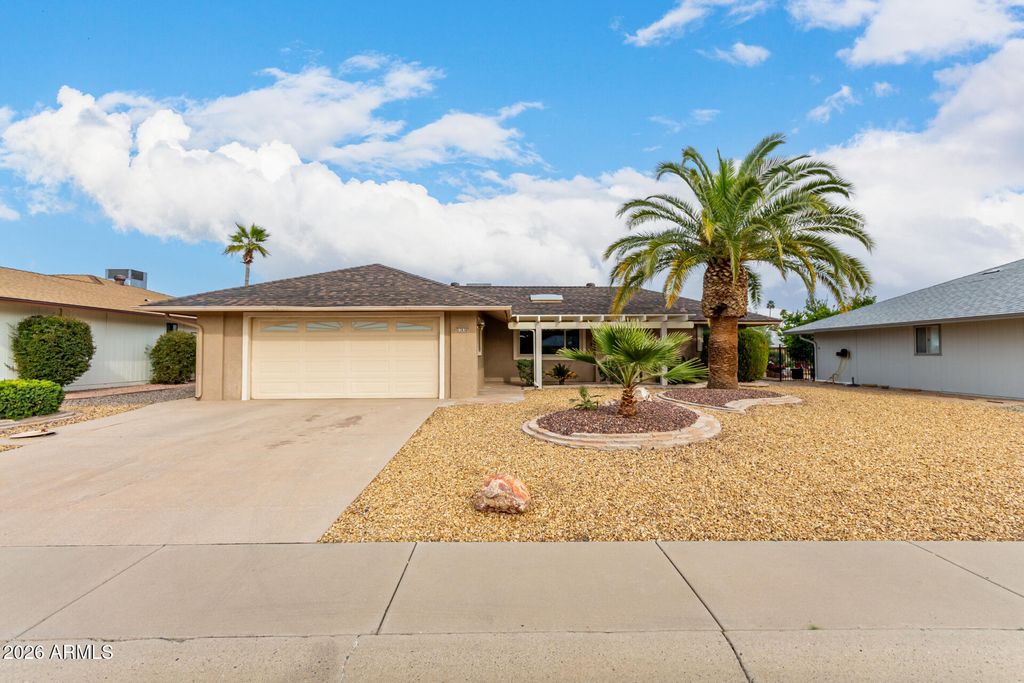 Photo of 12638 W Crystal Lake Drive, Sun City West, AZ 85375 (MLS # 6976426)