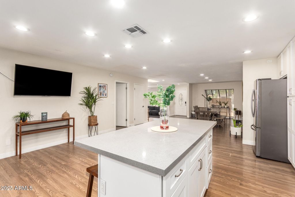 Photo of 1652 S Saguaro, Mesa, AZ 85202 (MLS # 6933971)