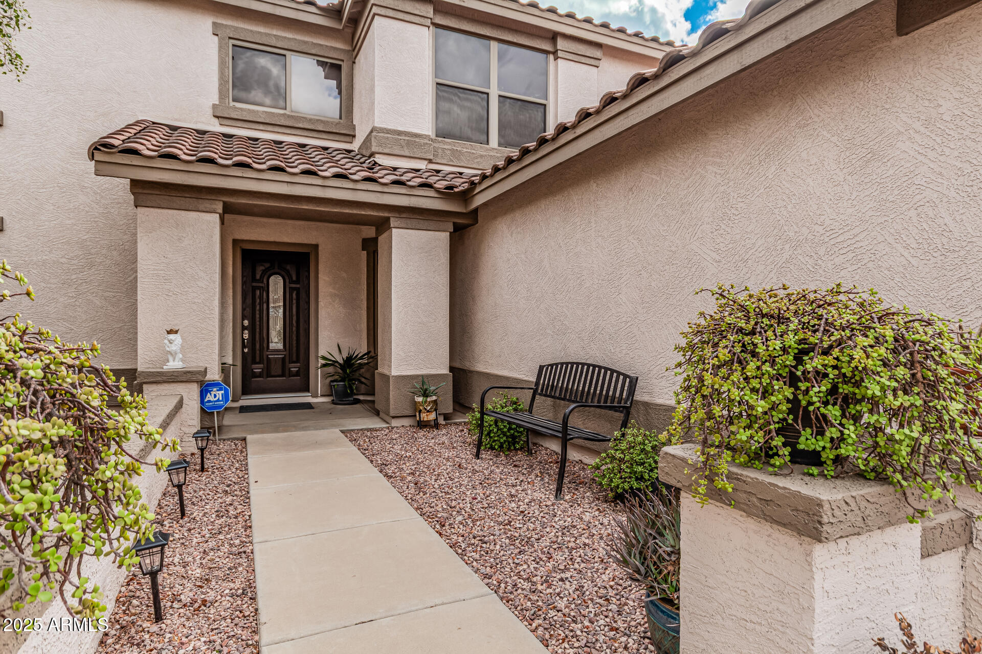 3135 W MOLLY Lane
