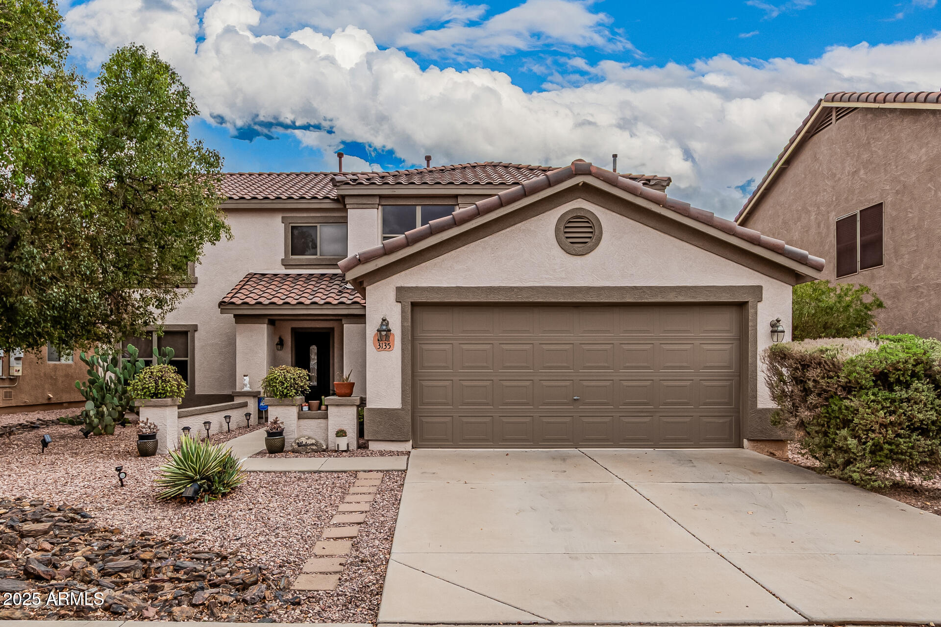 3135 W MOLLY Lane