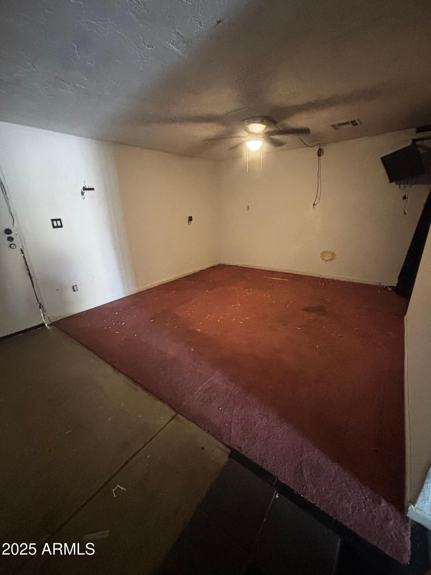 3812 W BARBARA Avenue