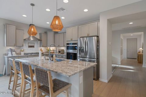 1929 W Burnside Trail Phoenix AZ 85085