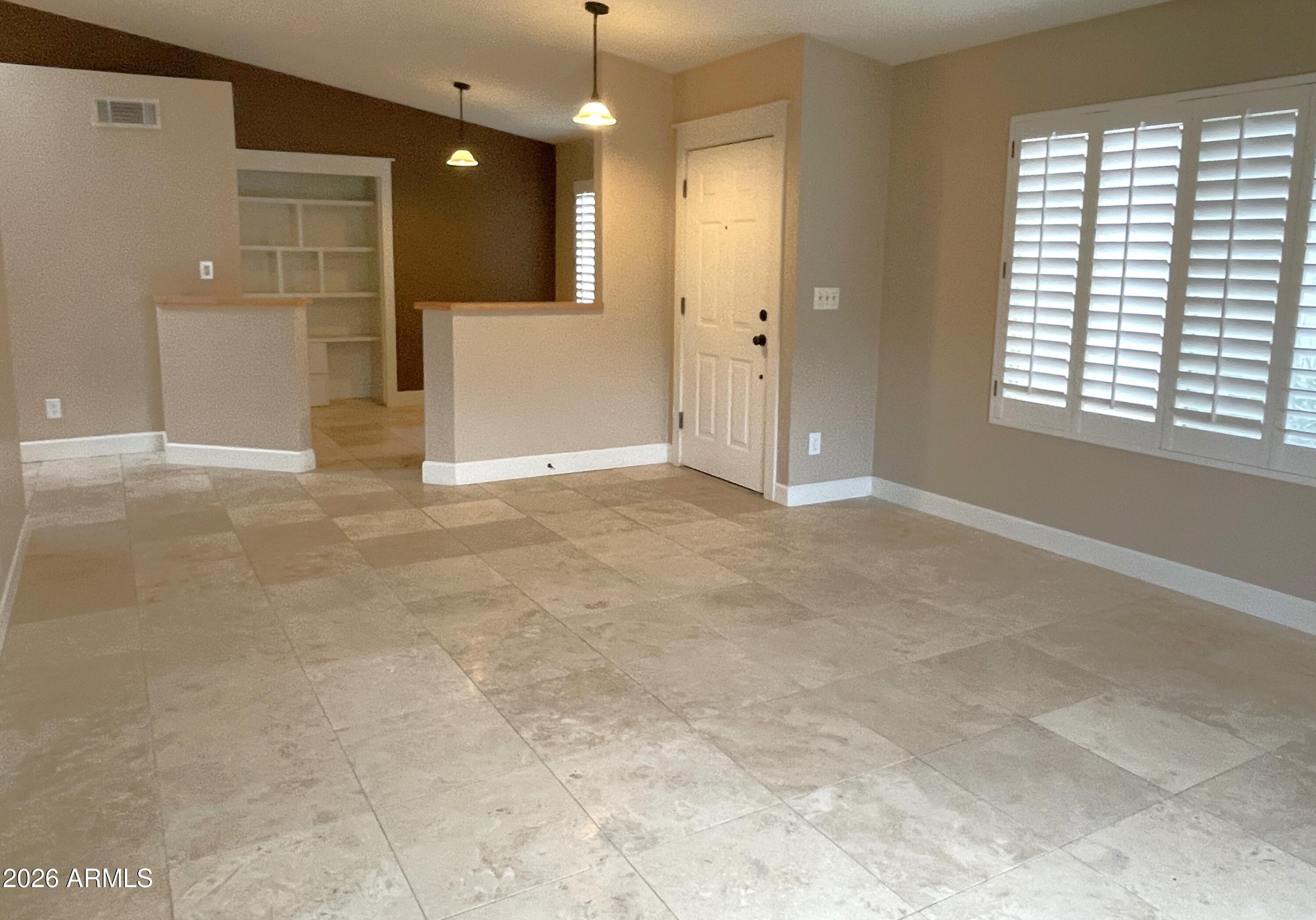 18640 N 44th Place