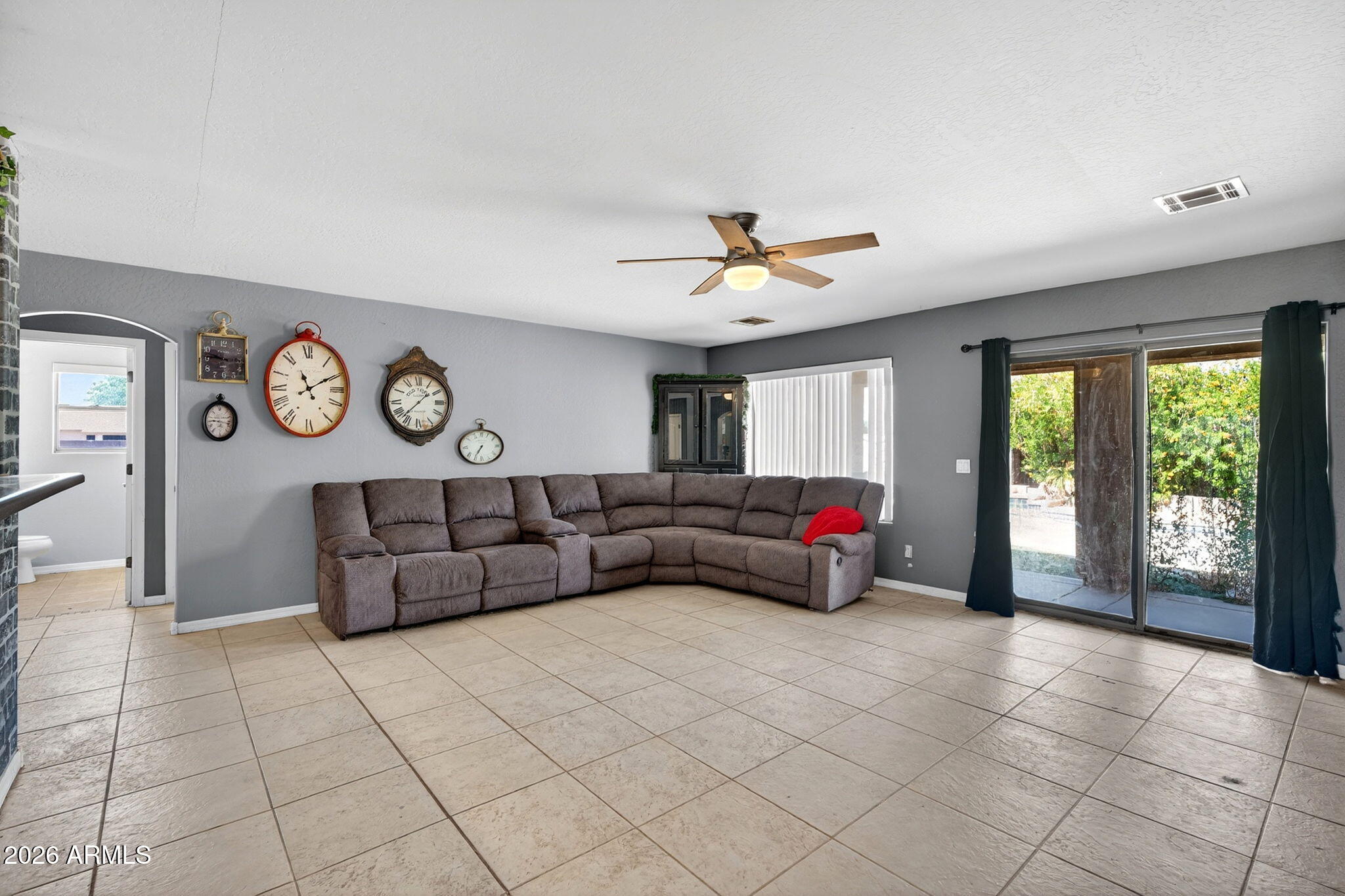 528 S 111TH Place