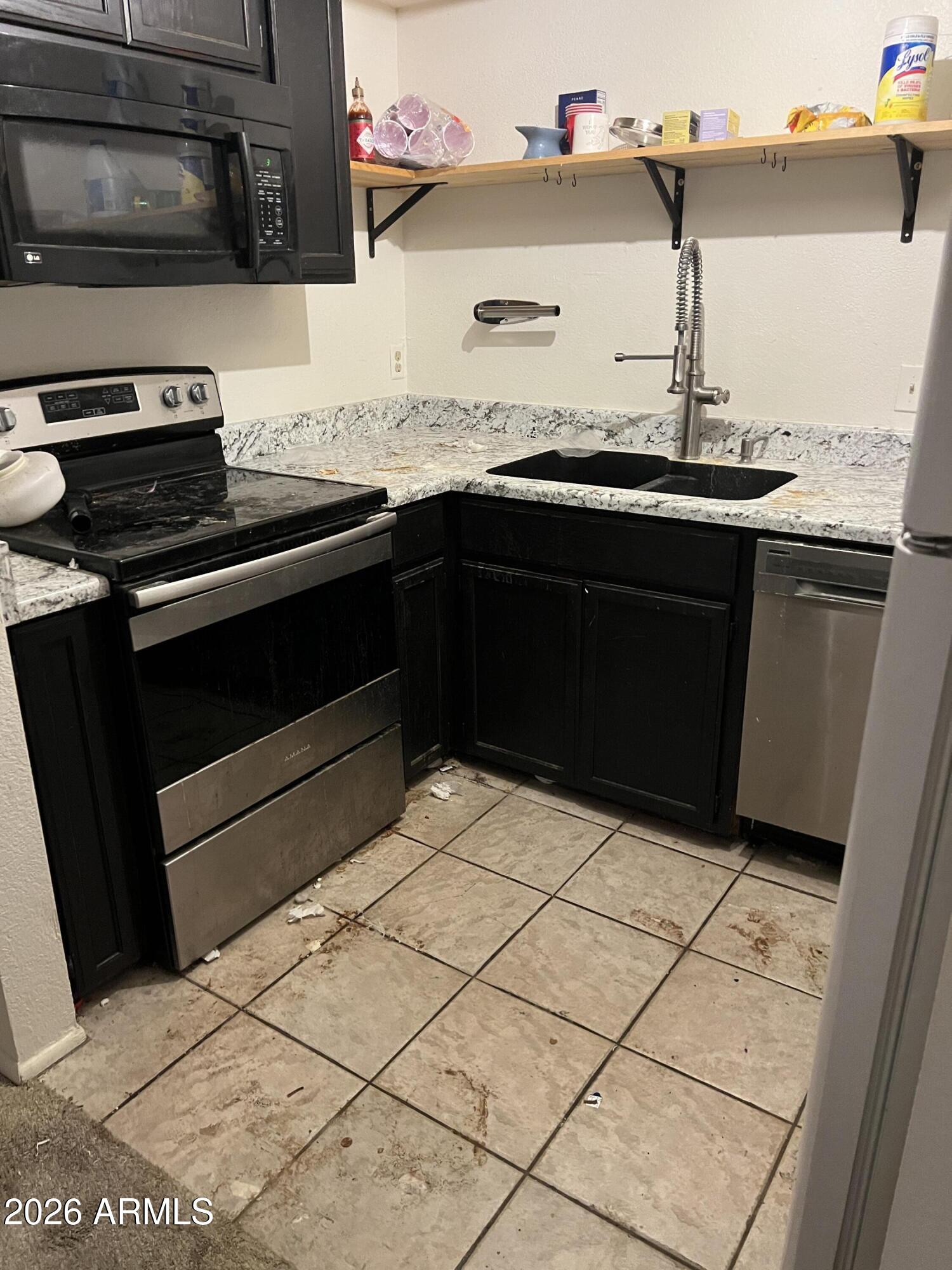 17 E RUTH Avenue 305