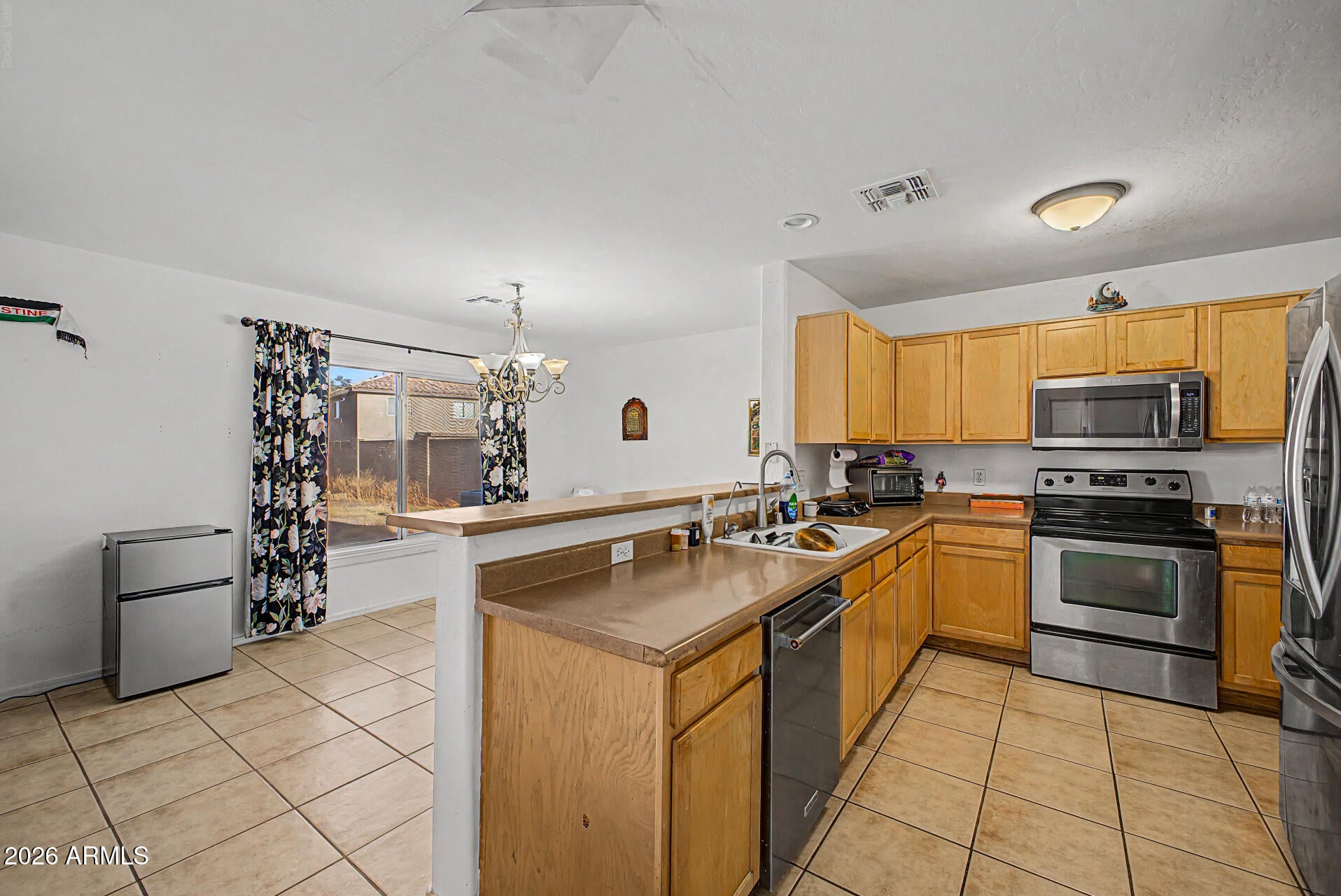 13105 N CESAR CHAVEZ Drive