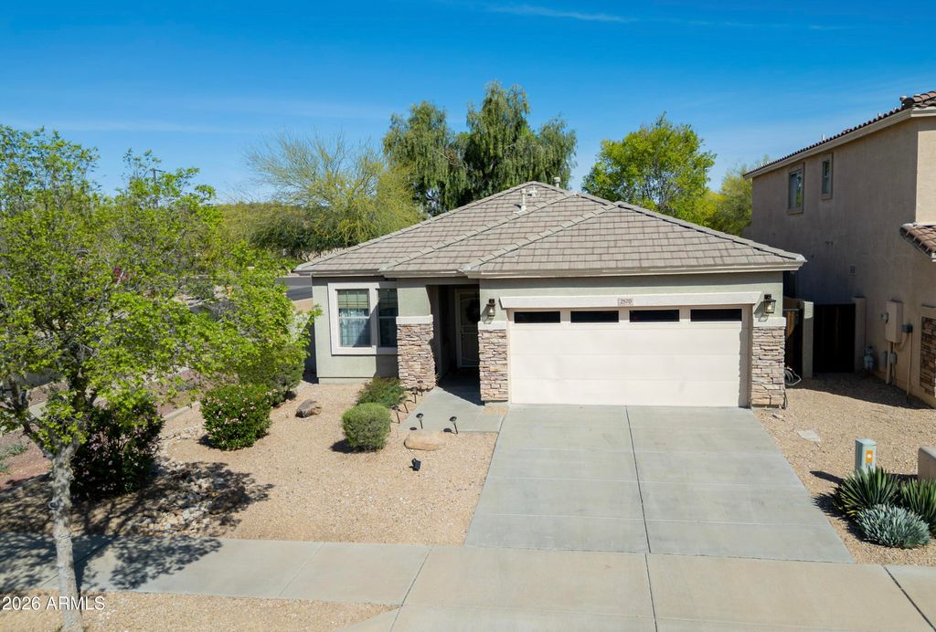 Photo of 2570 W Granite Pass Road, Phoenix, AZ 85085 (MLS # 6999003)