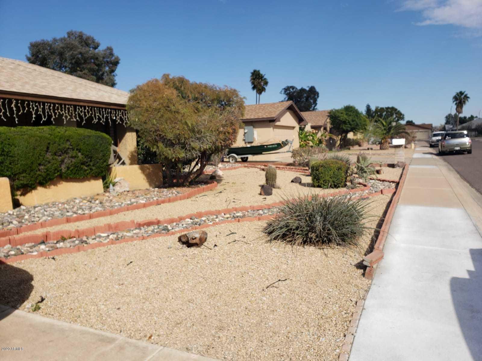 3942 W MURIEL Drive W