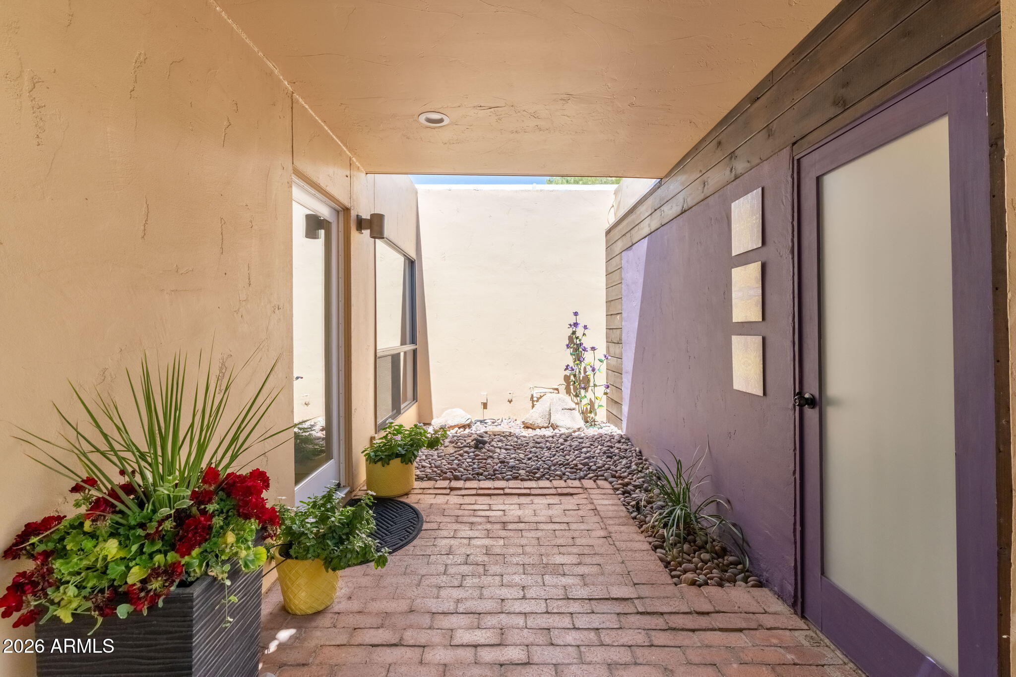 8628 E SAN RAFAEL Drive